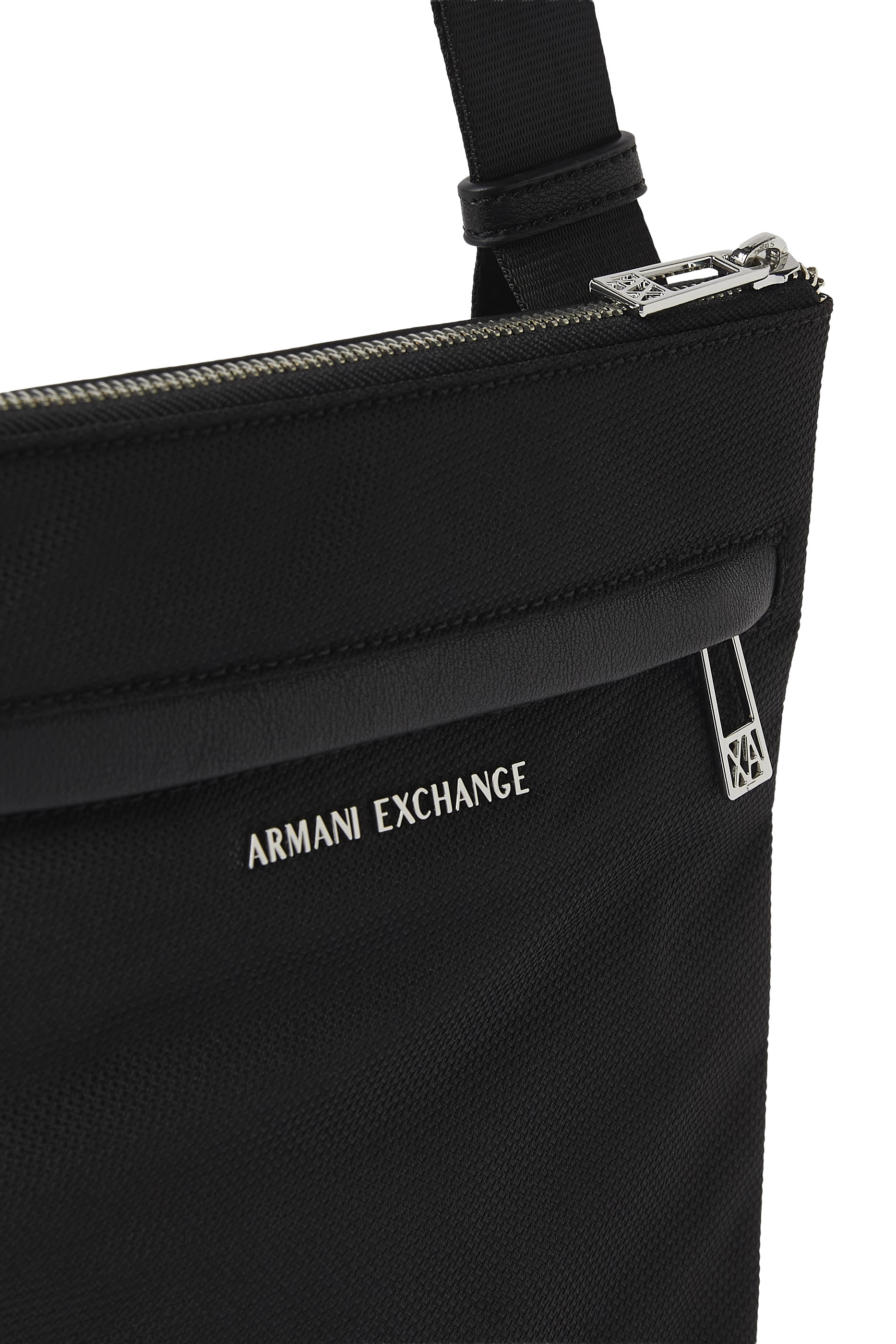 حقيبة سنغافور كروس بودي