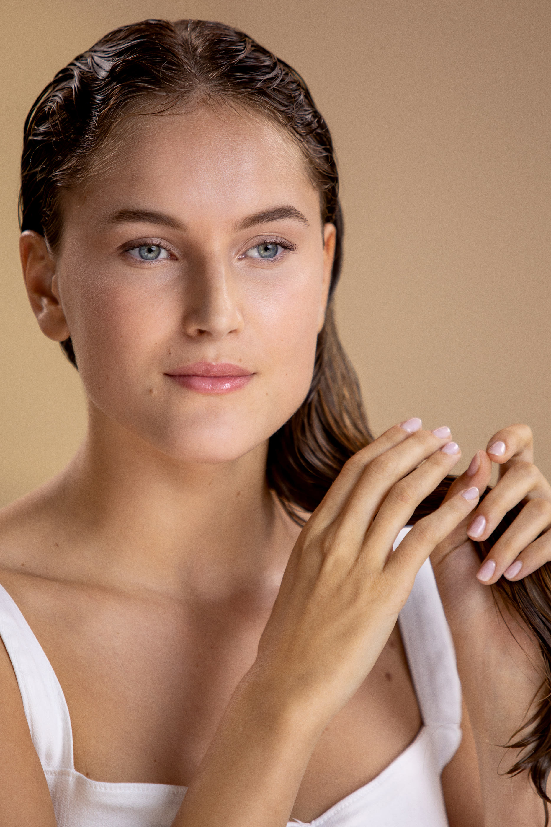 بلسم هير ريتويل لإصلاح الشعر ببروتينات القطن