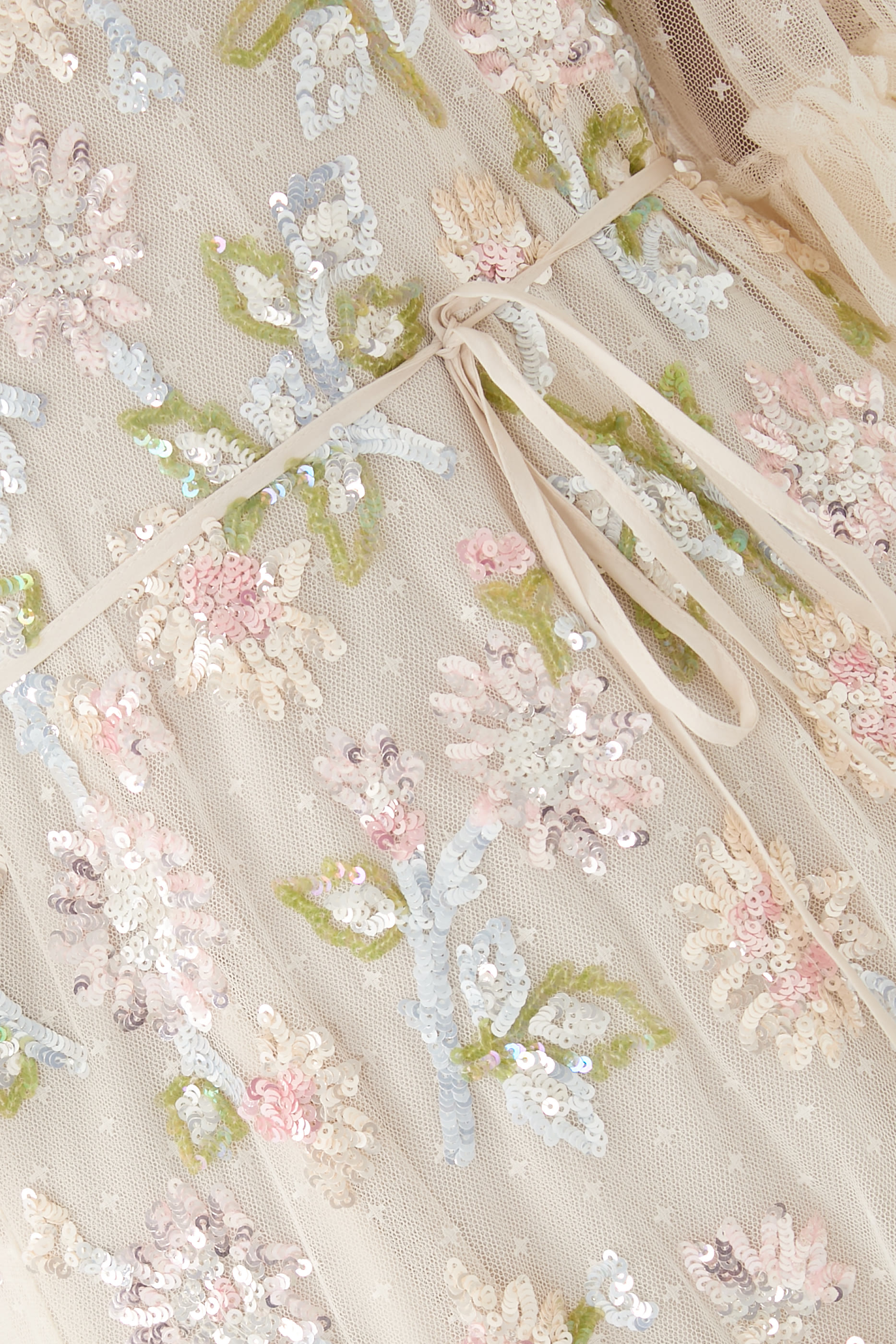 فستان باليرينا لامع بنقشة زهور الهندباء مطرزة بالترتر