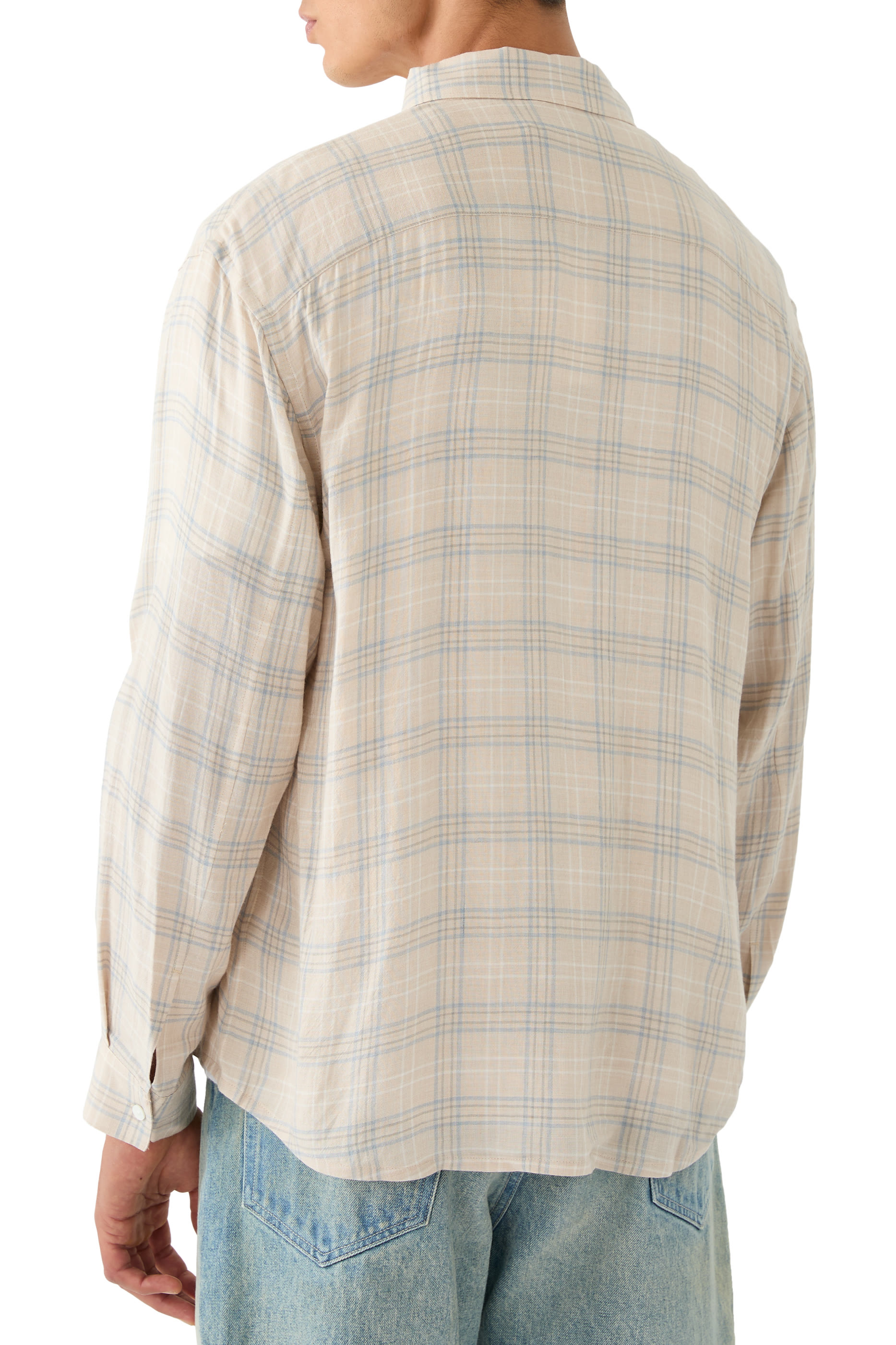 قميص بنقشة مربعات