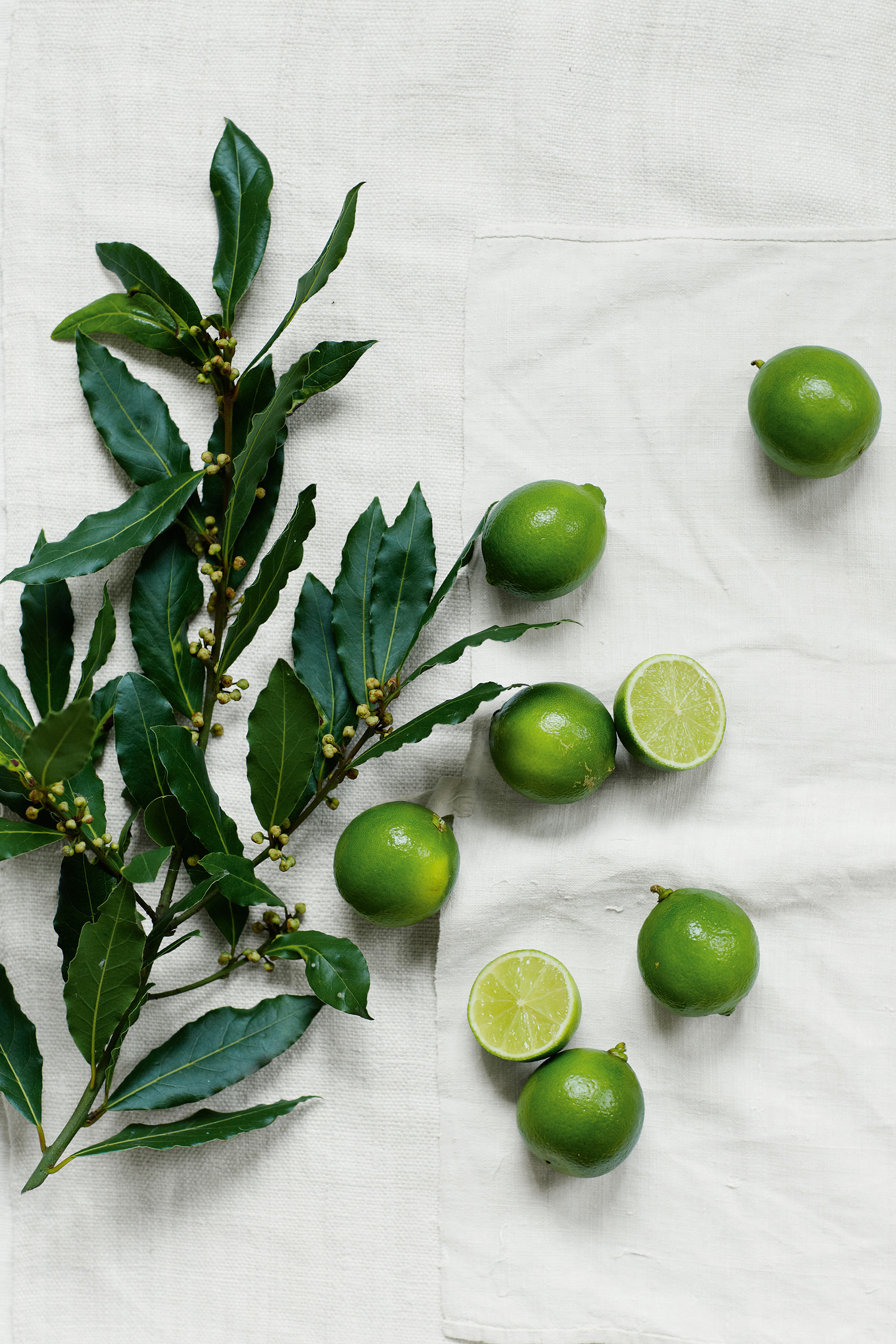 مجموعة هدايا لايم اند باي للجسم والإستحمام