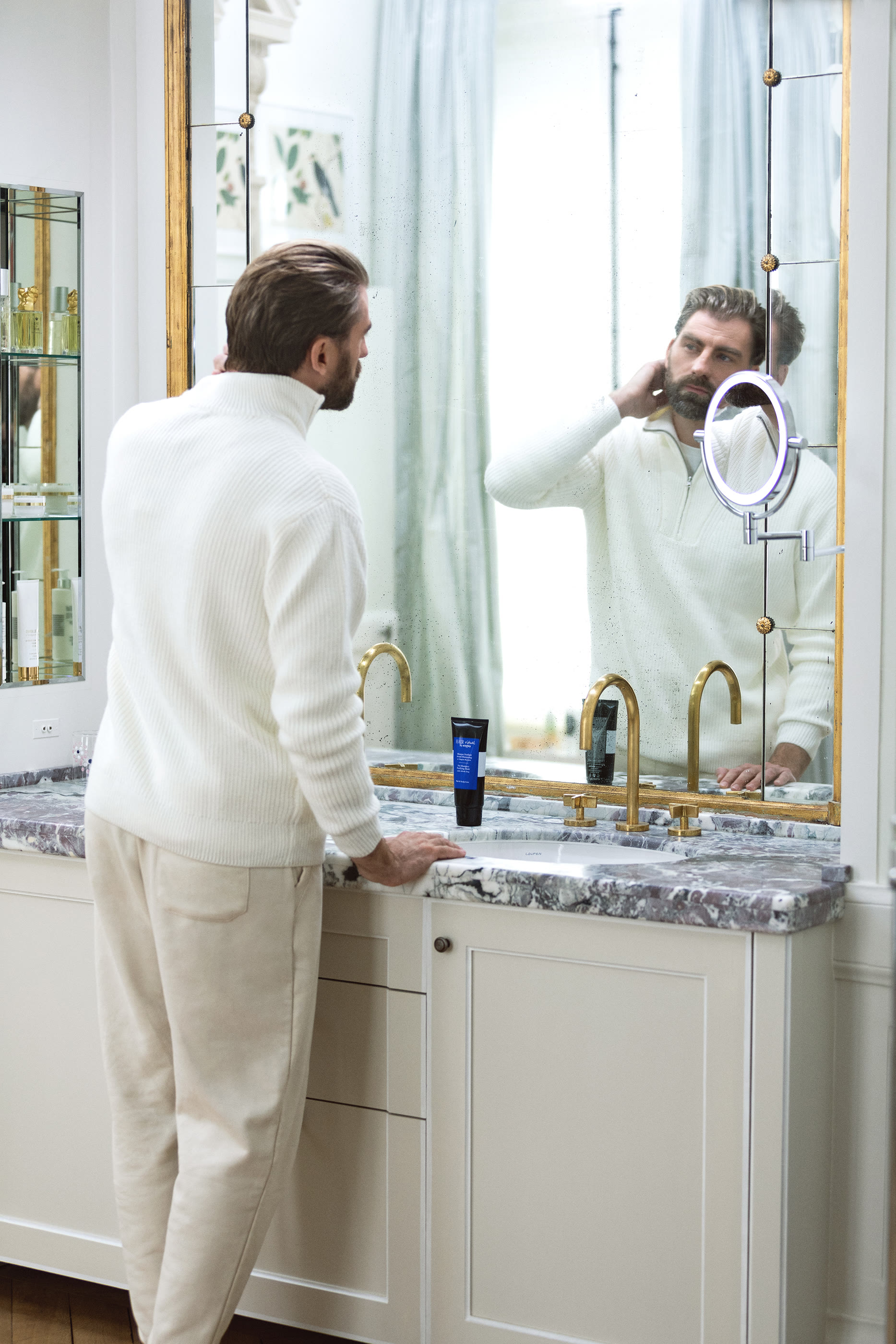 شامبو هير ريتويل لطيف لتنقية الشعر