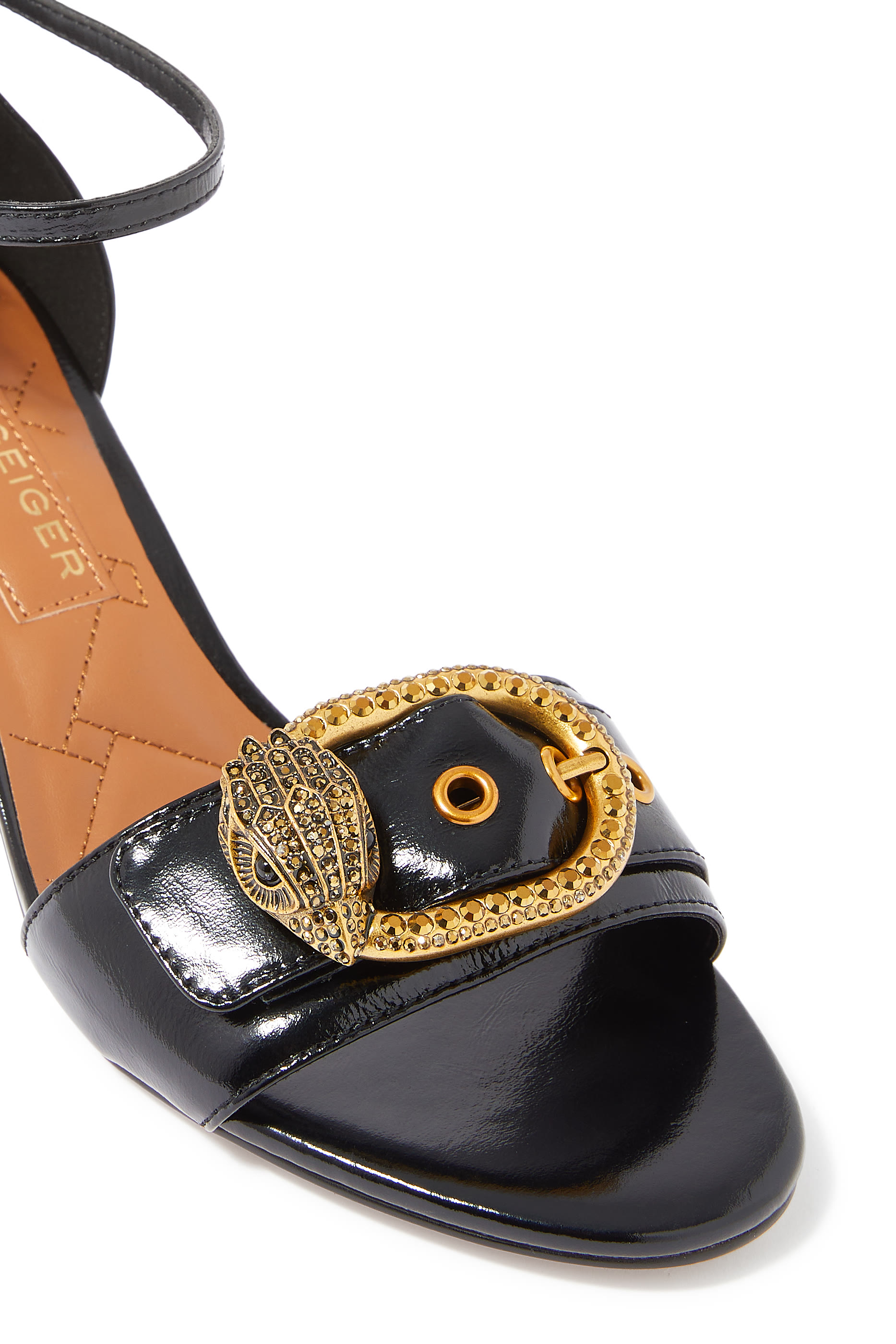 صندل مايفير 51 بأحجار وكعب عريض