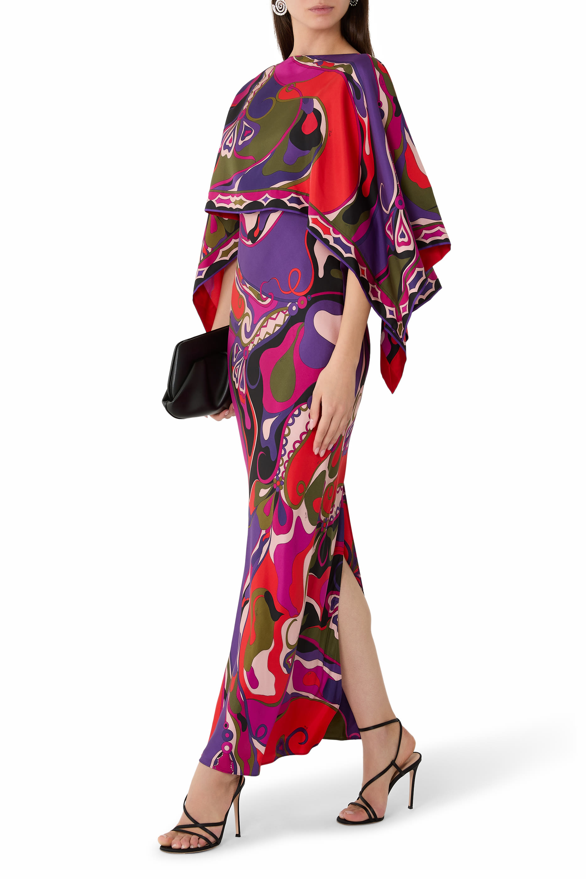 فستان بأكمام طويلة ونقشة أوركيدي