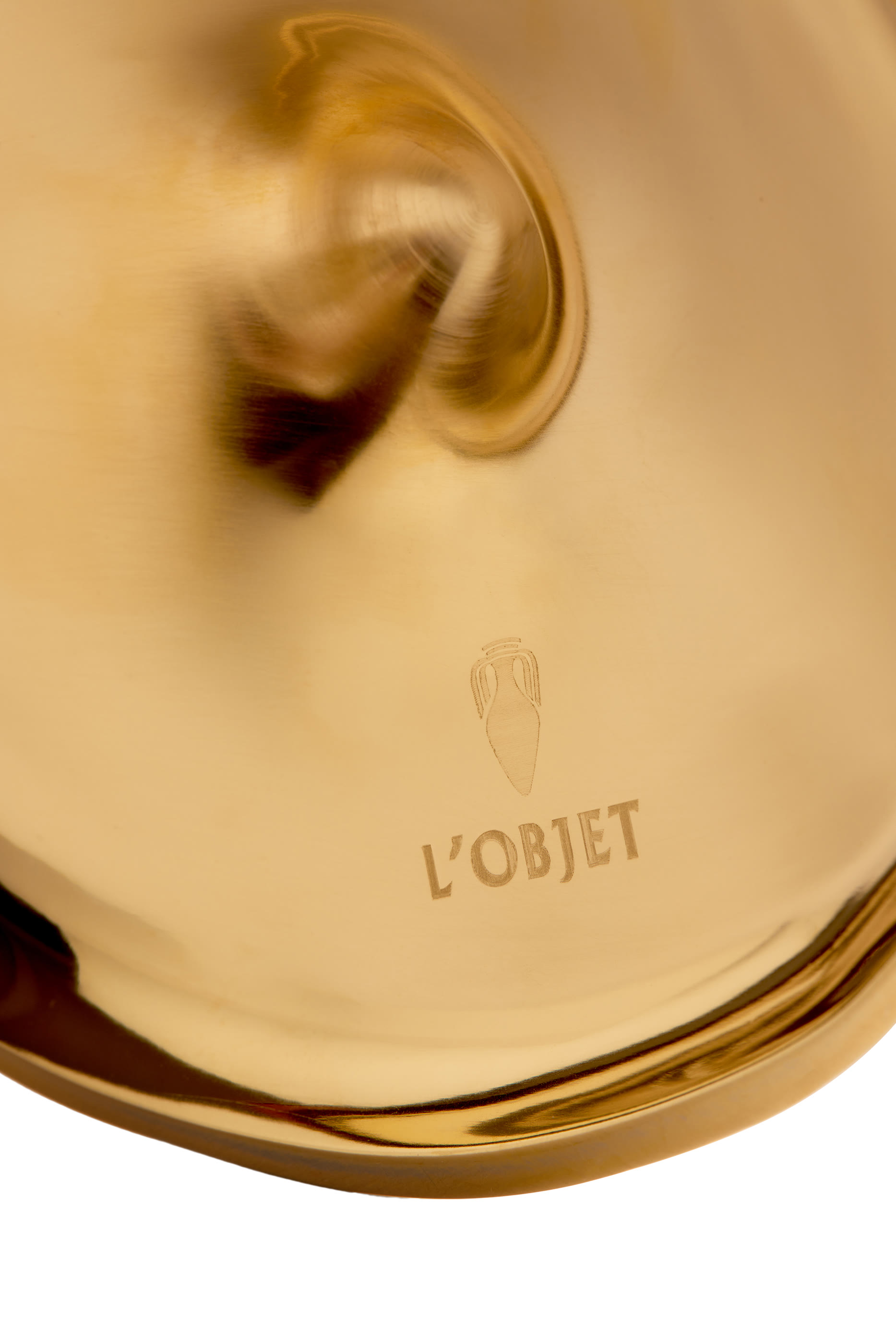 وعاء سرخس بحامل