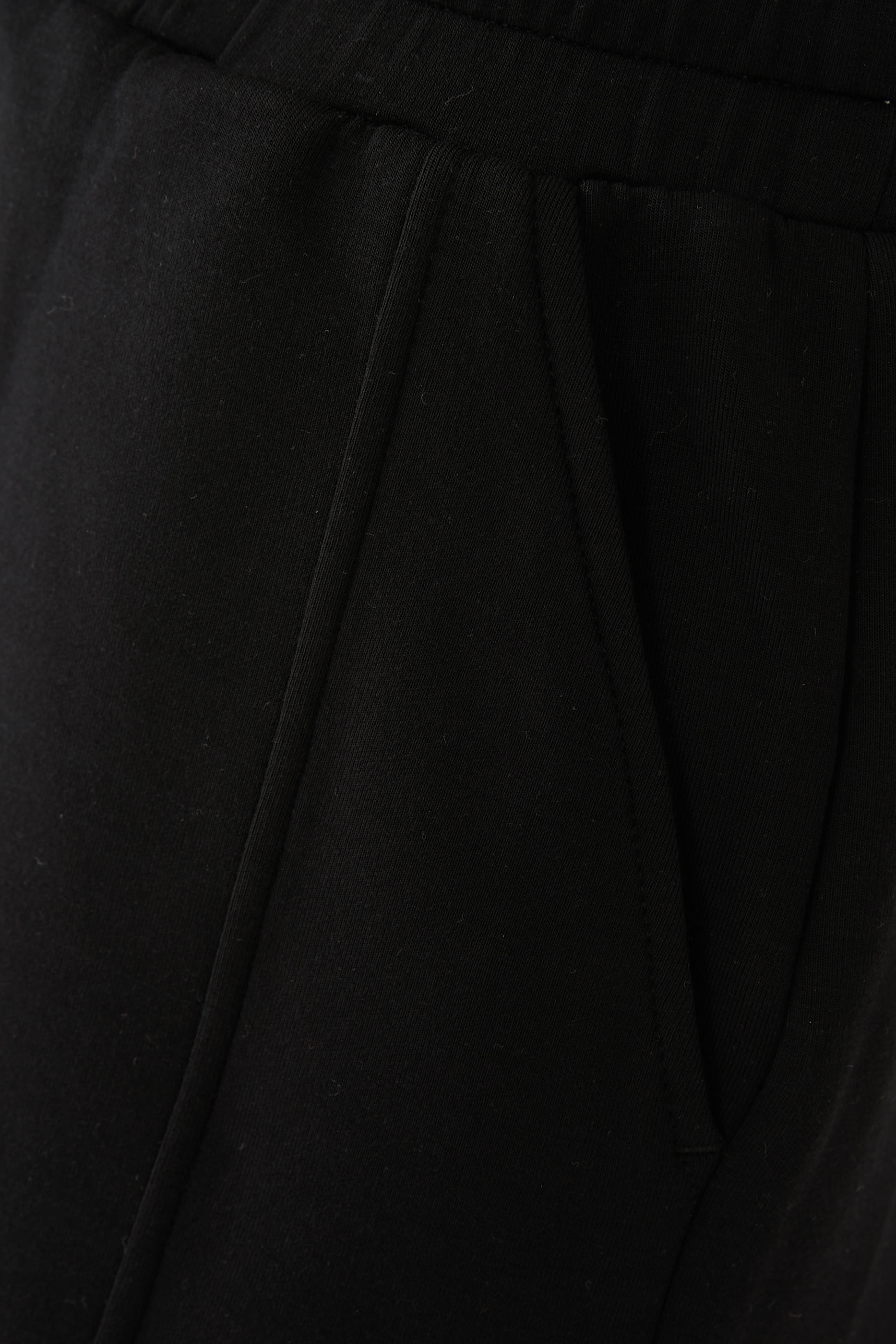 شورت أتريوم بخصر مرتفع