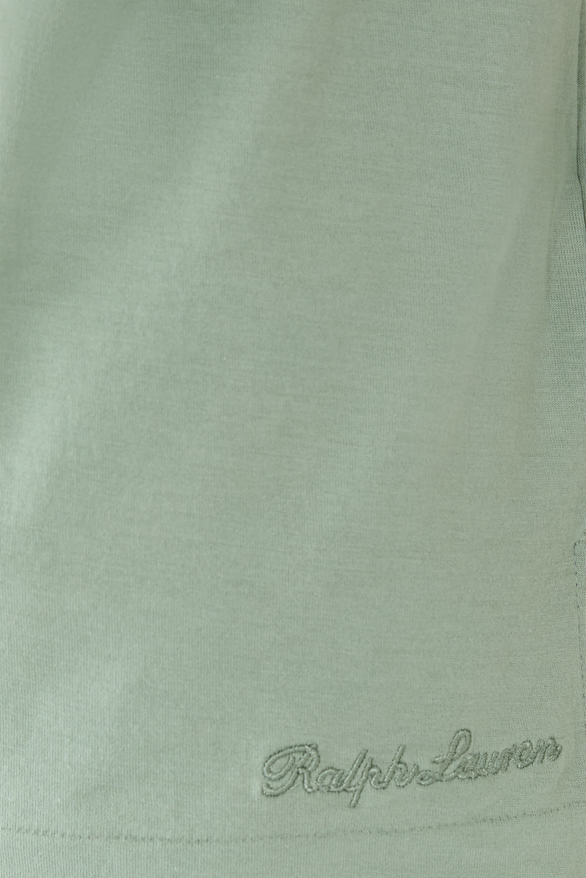 تيشيرت ليسل بياقة ضيقة