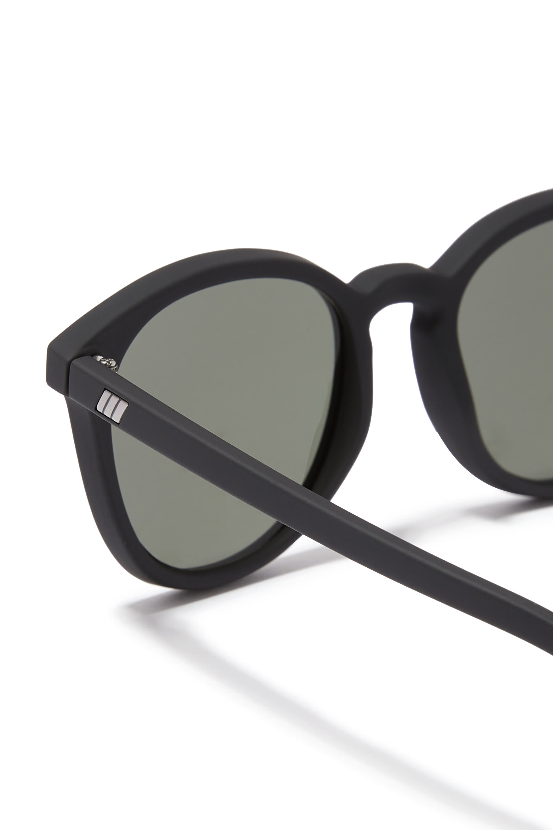 نظارة شمسية  باند واغون بإطار مستدير