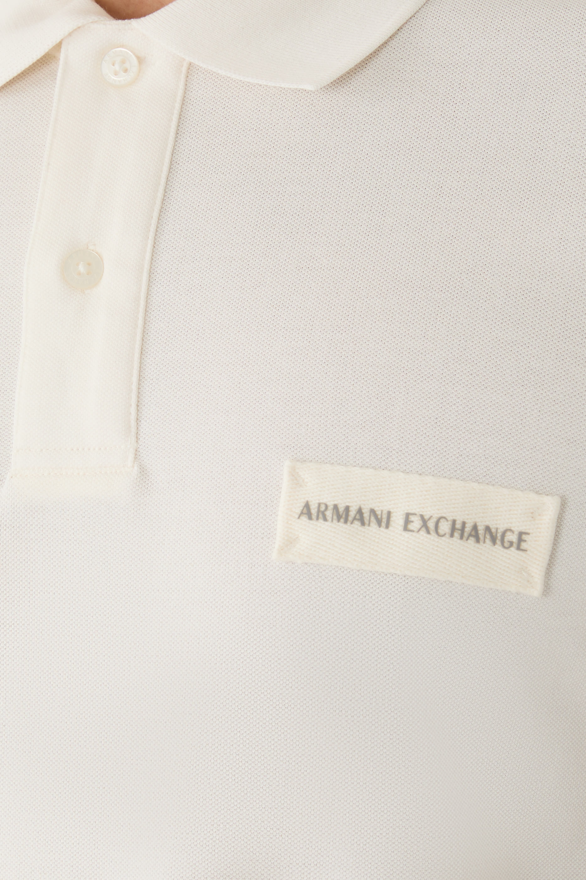 قميص بولو بشعار الماركة