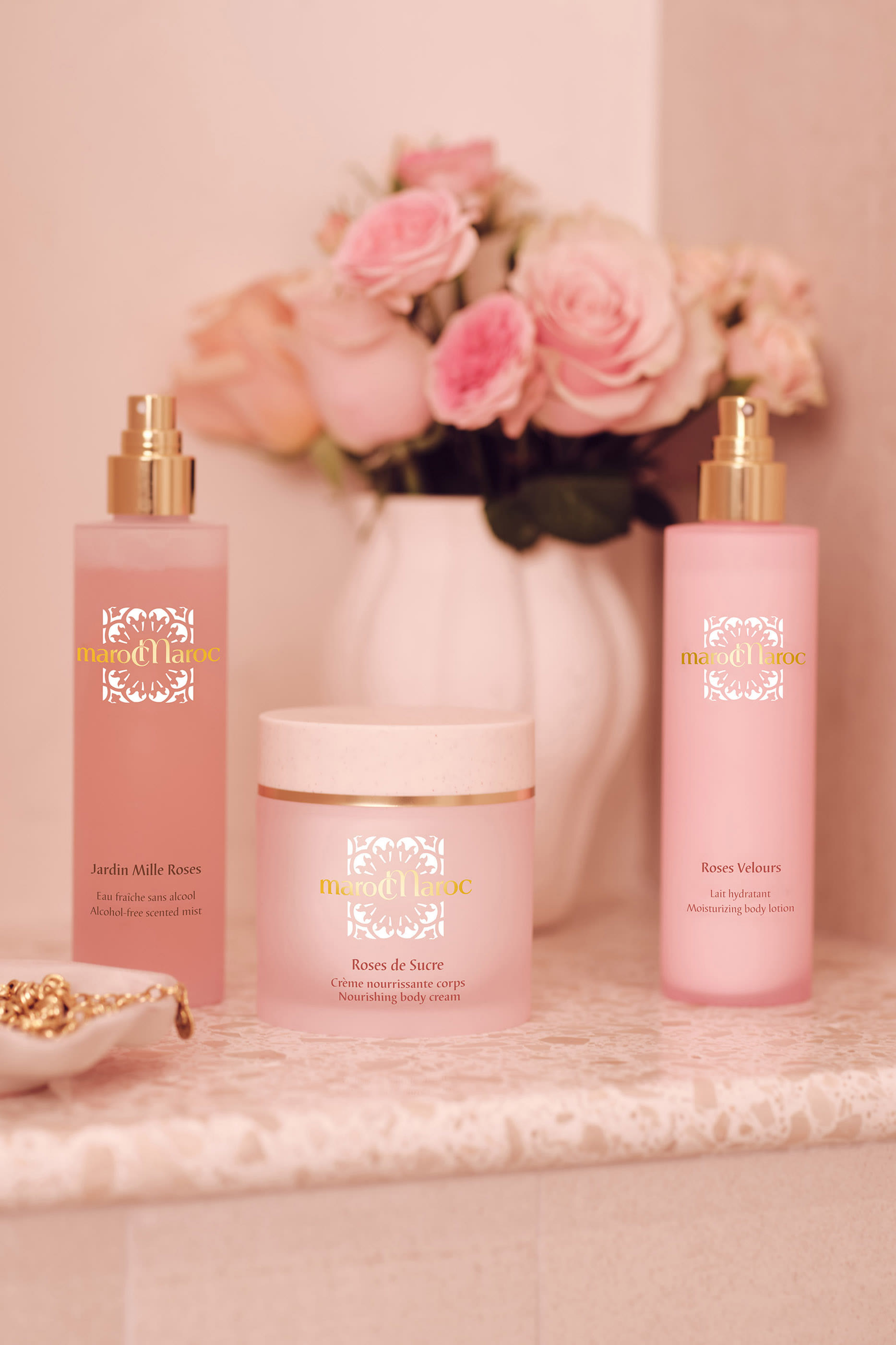 حليب روزيس فيلورز لترطيب الجسم