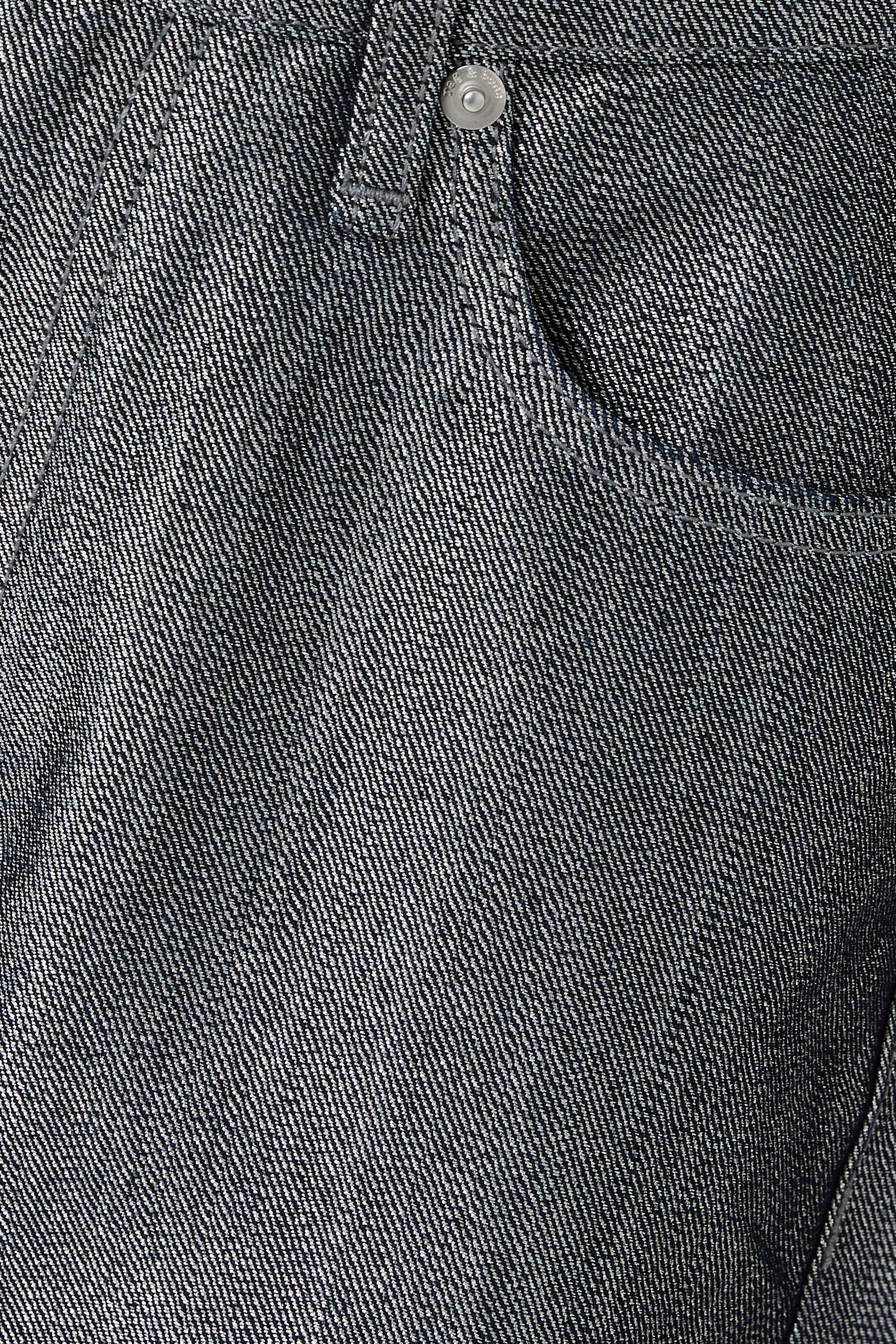 بنطال جينز لوغان بقصة ساق واسعة