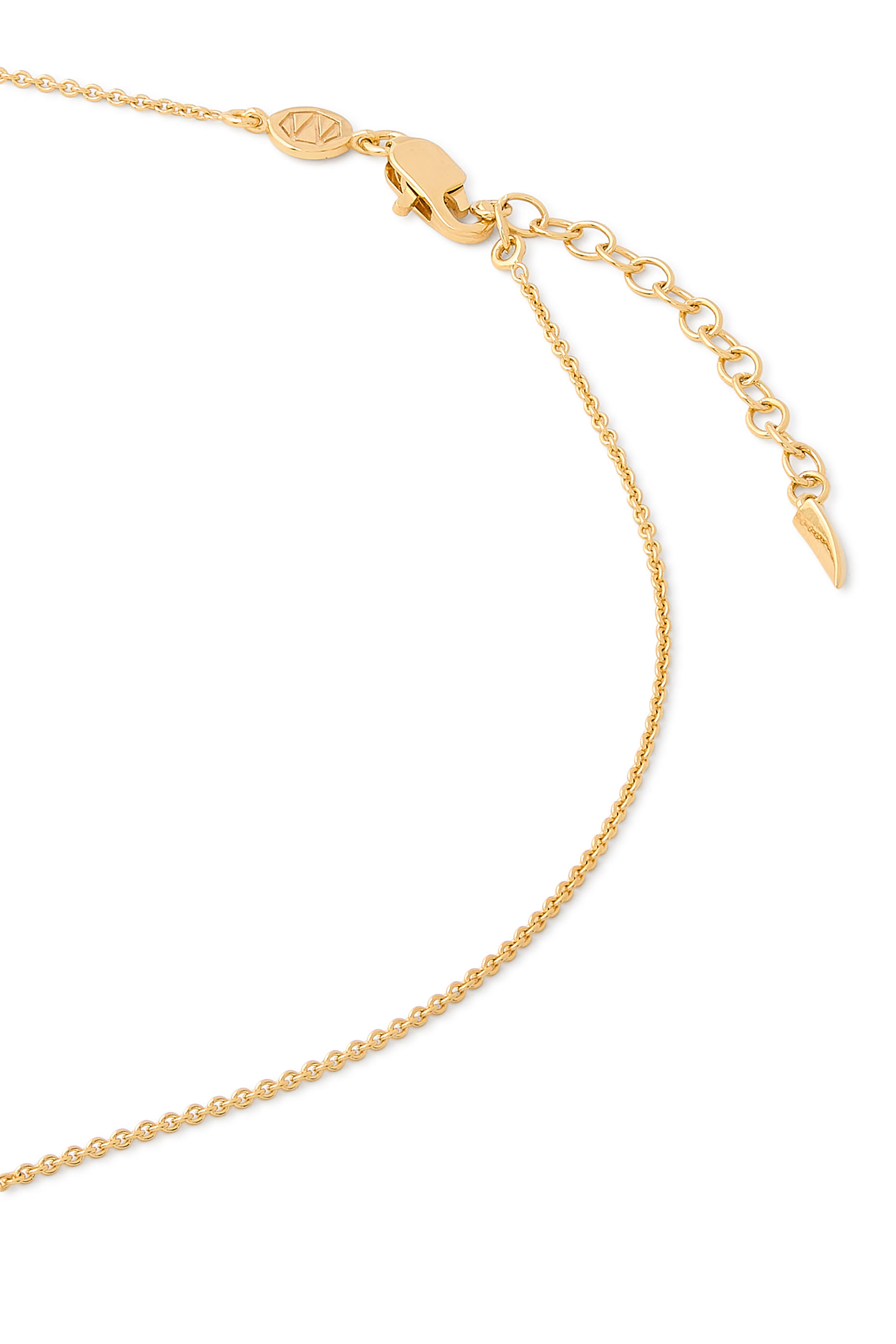 قلادة بدلاية مرصعة بحجر فلكي ومحفورة على شكل نجمة