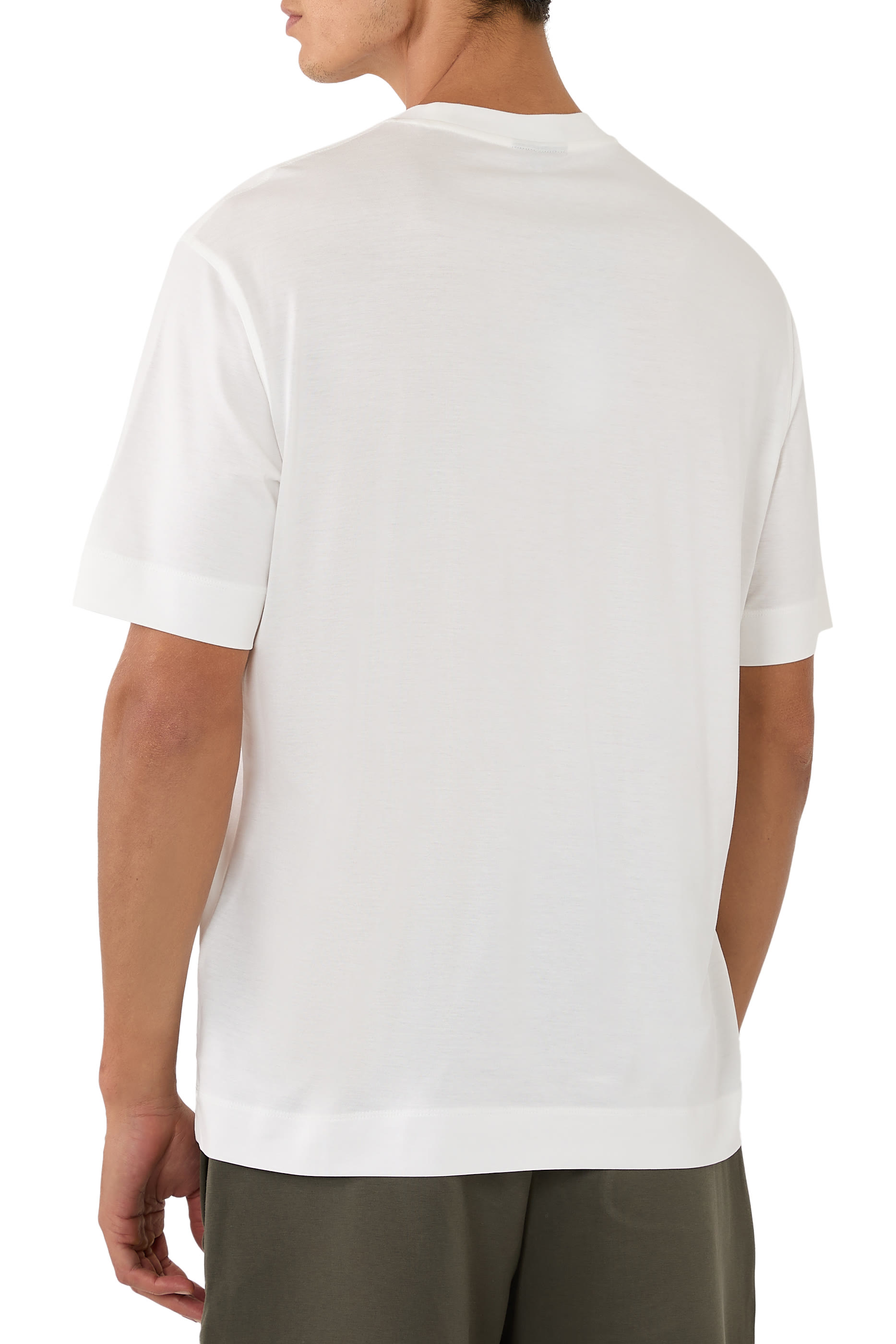 تيشيرت بنقشة شعار الماركة بتصميم فينتج