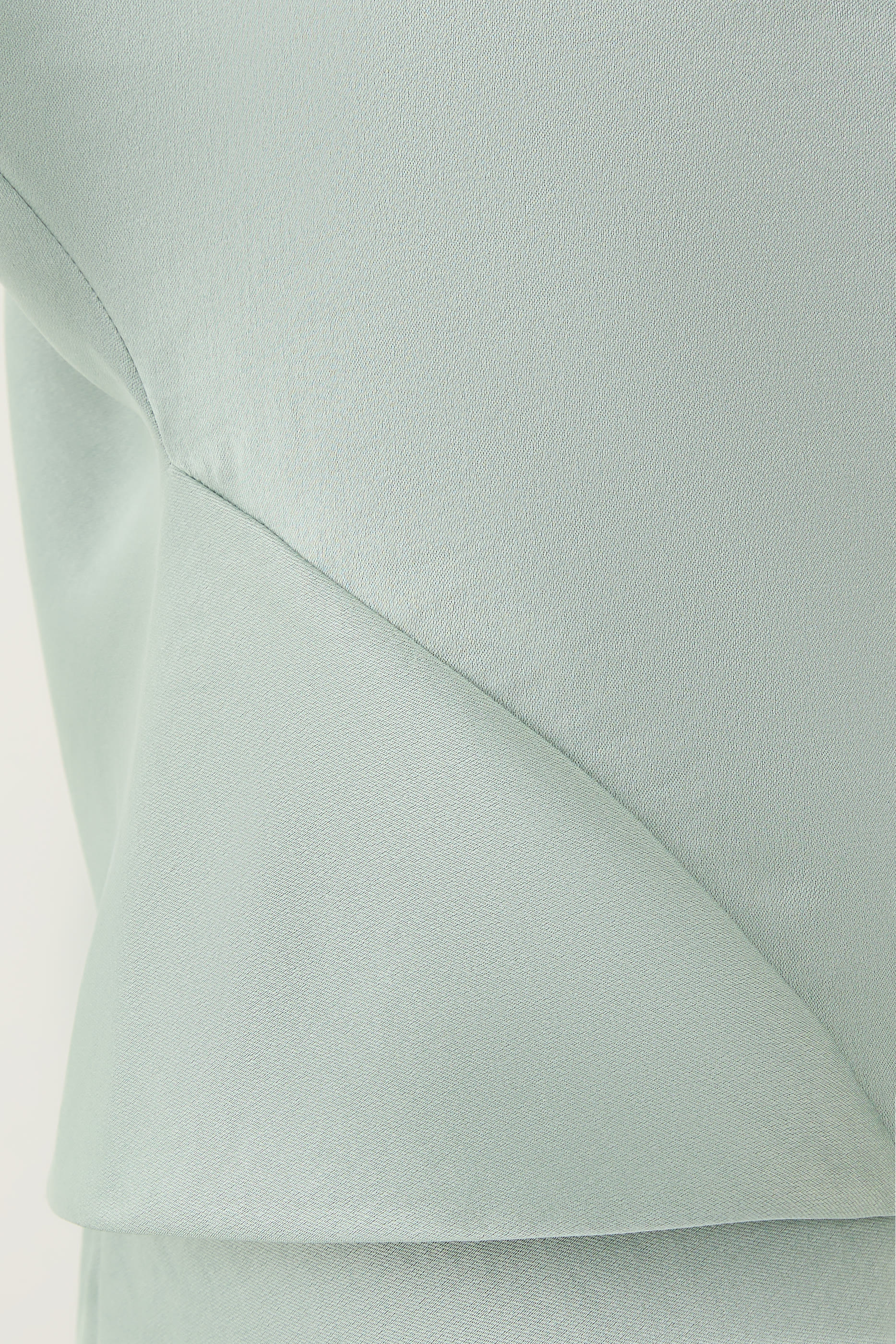 بلوزة بأكمام دولمان درابيه