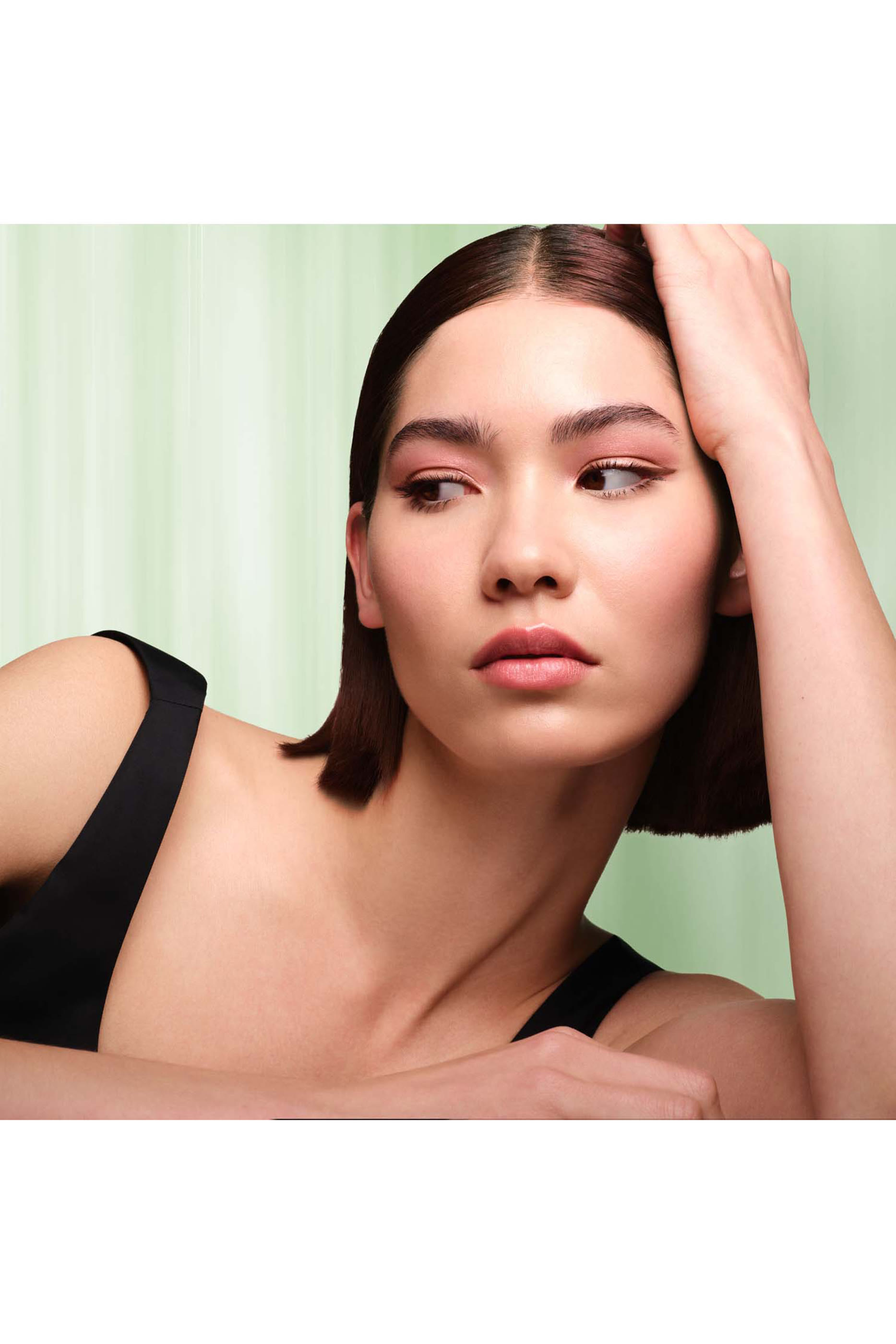 لوحة ظلال عيون دايمنشنز بتأثيرات متعددة تدوم طويلاً