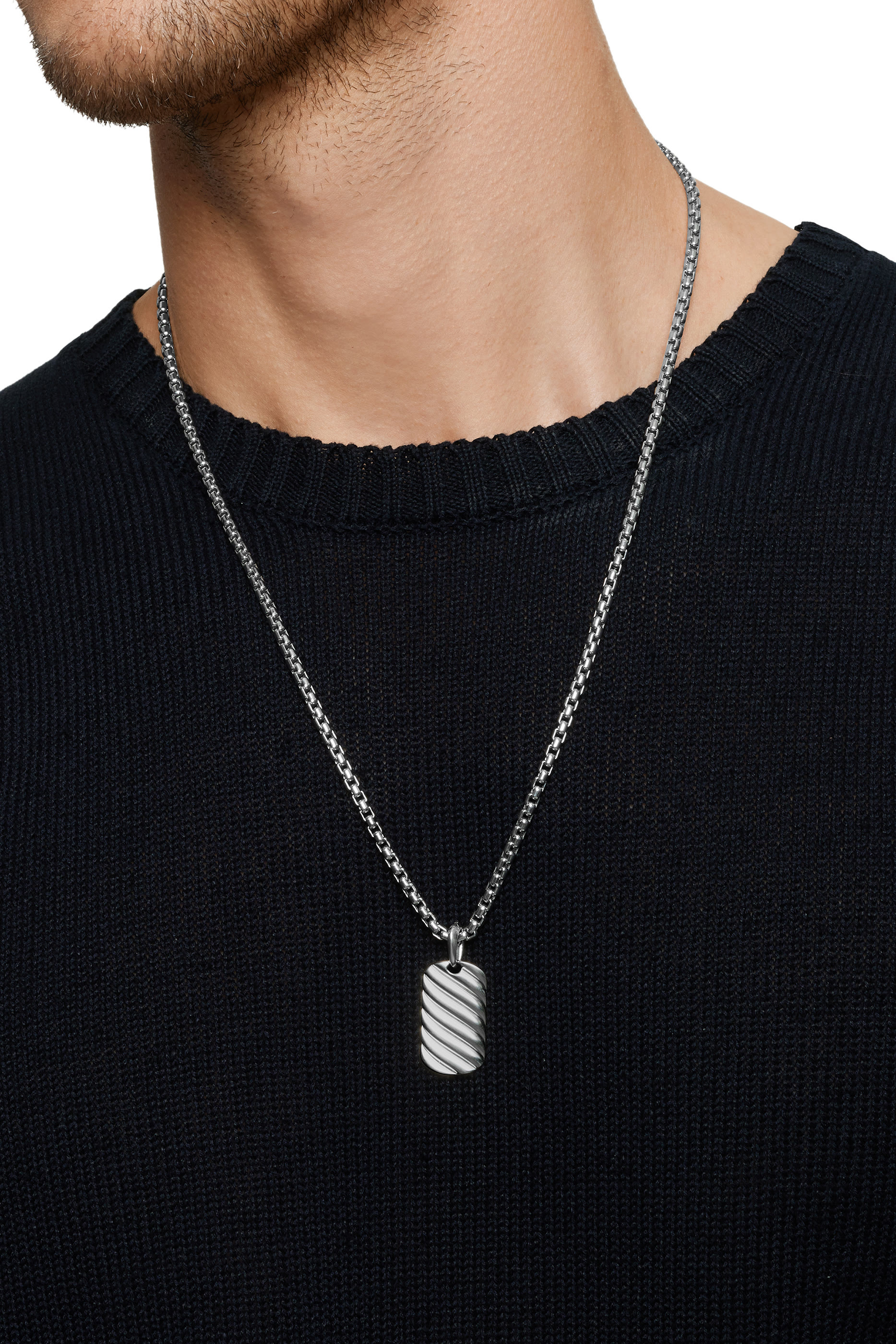 دلاية محفورة بخطوط مموجة، فضة إسترلينية