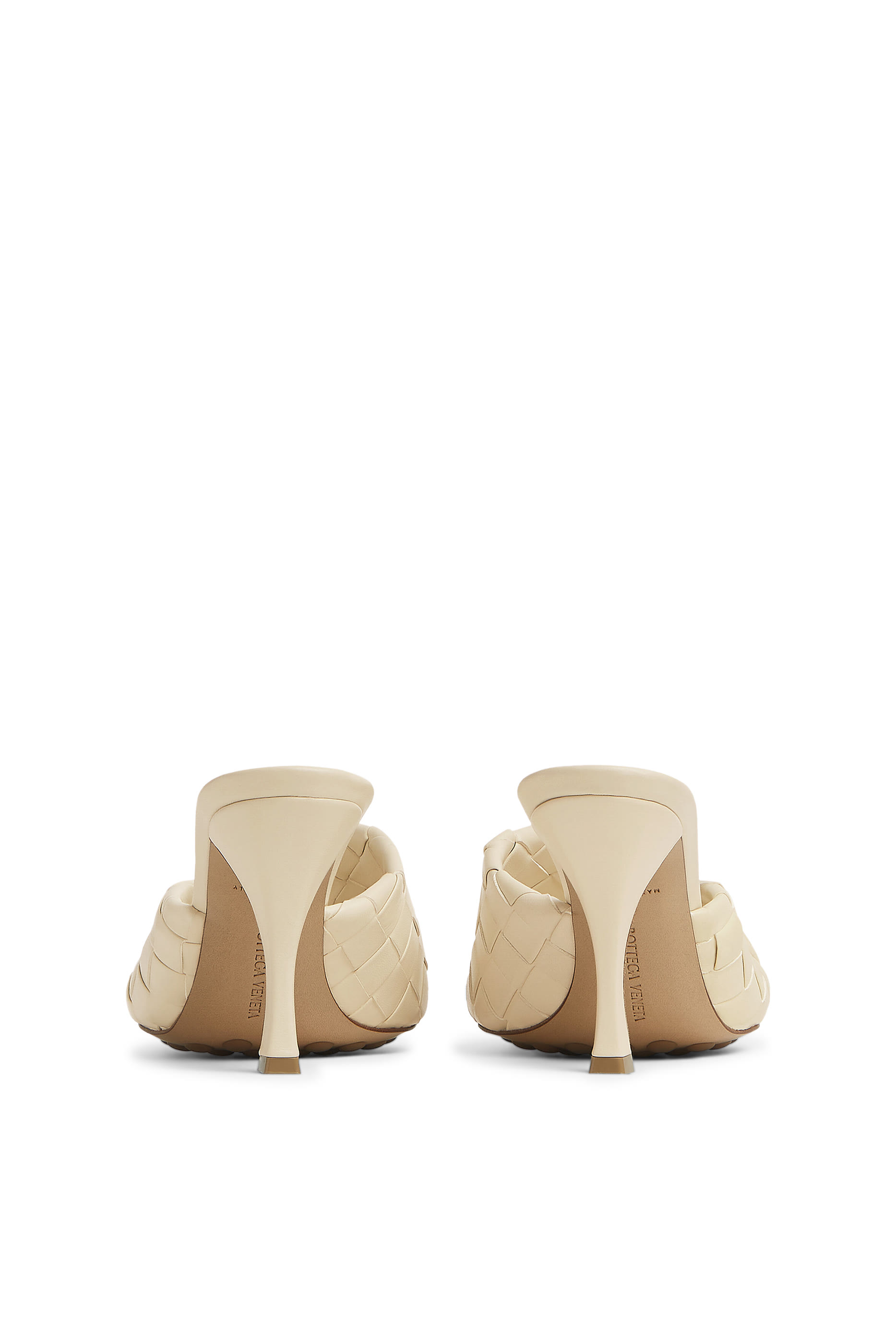 حذاء بلينك 80 مفتوح من الخلف