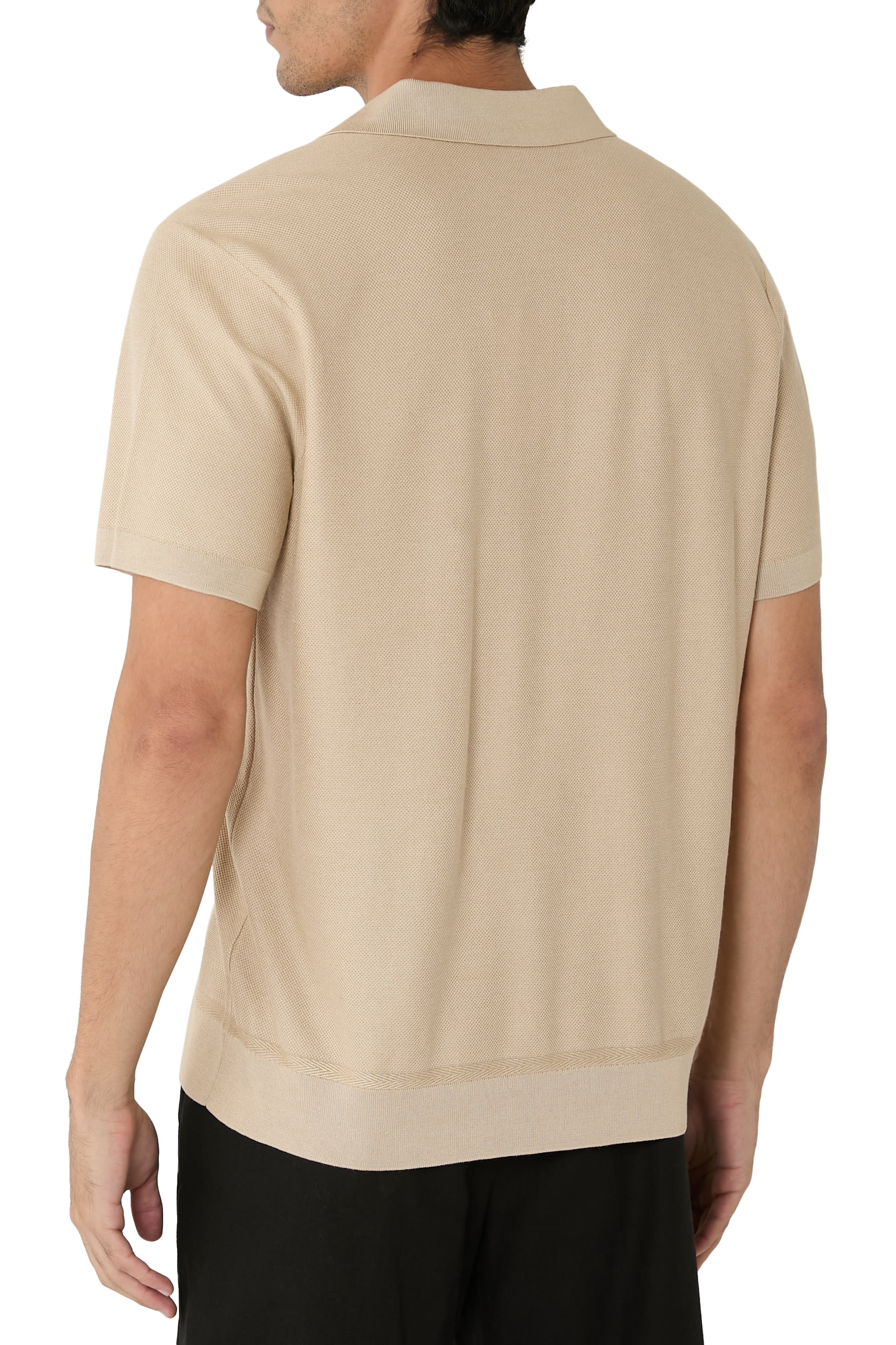 قميص بولو منسوج بثلاث أزرار