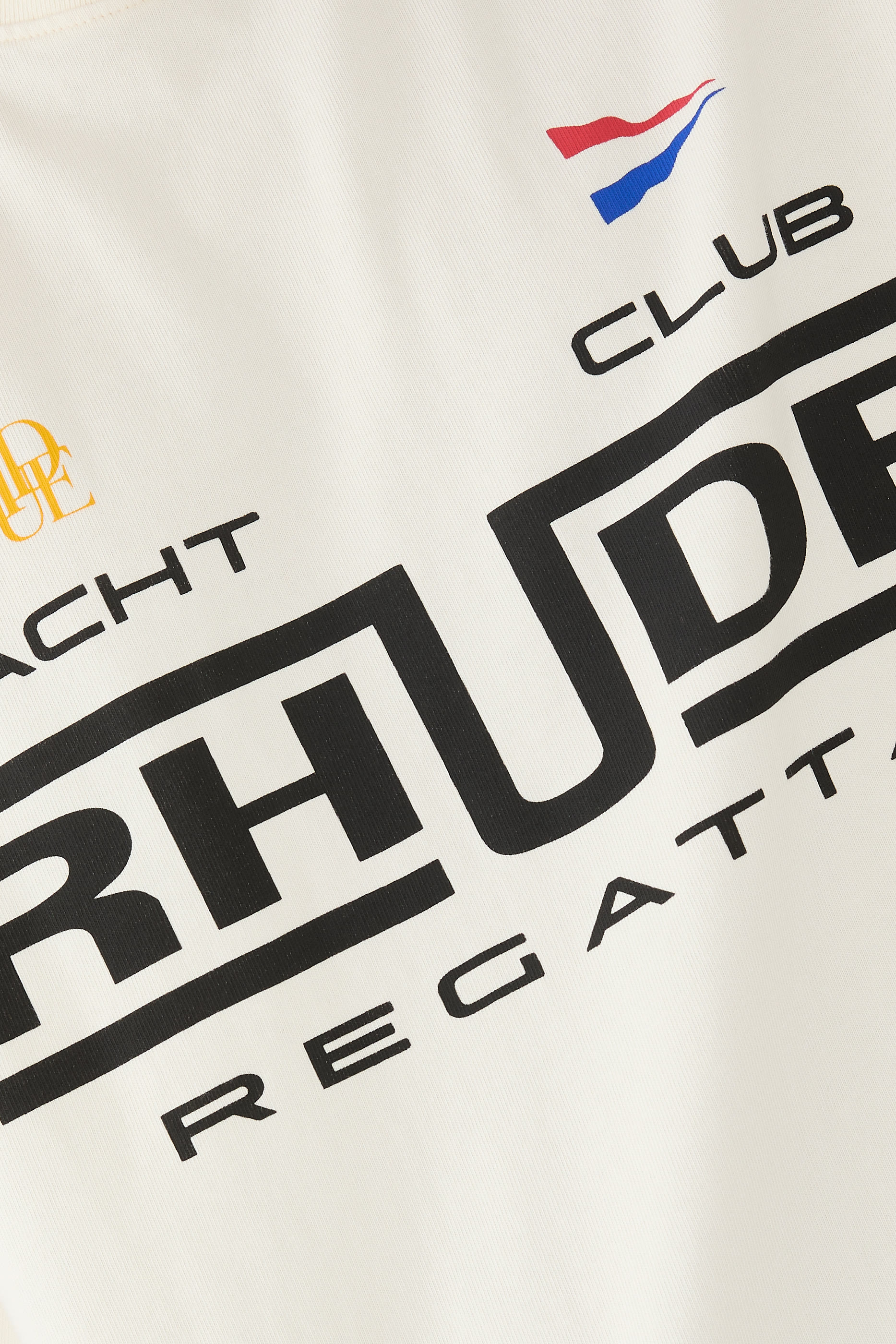 تيشيرت بشعار ريجاتا كلوب