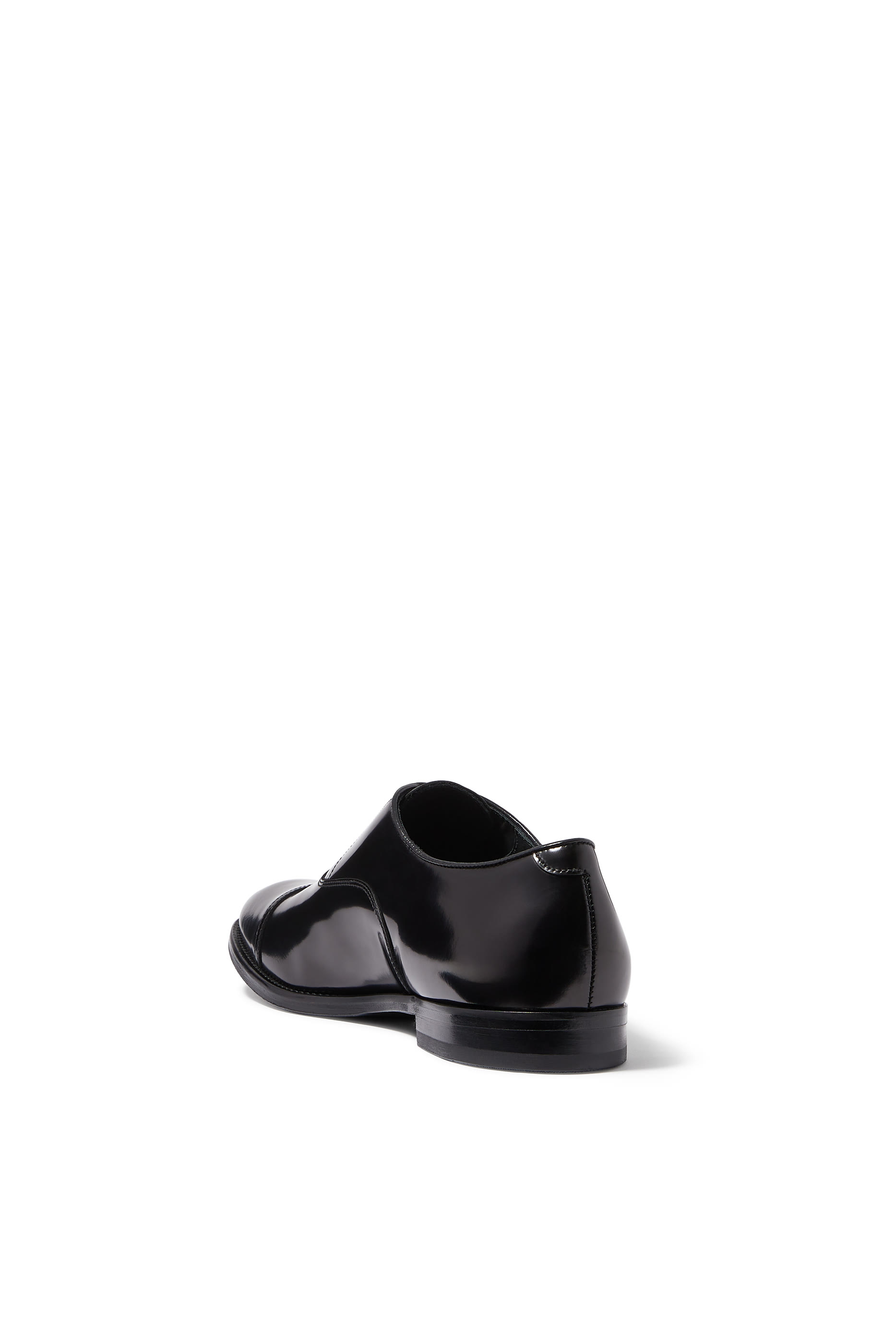 حذاء أوكسفورد برباط للإغلاق