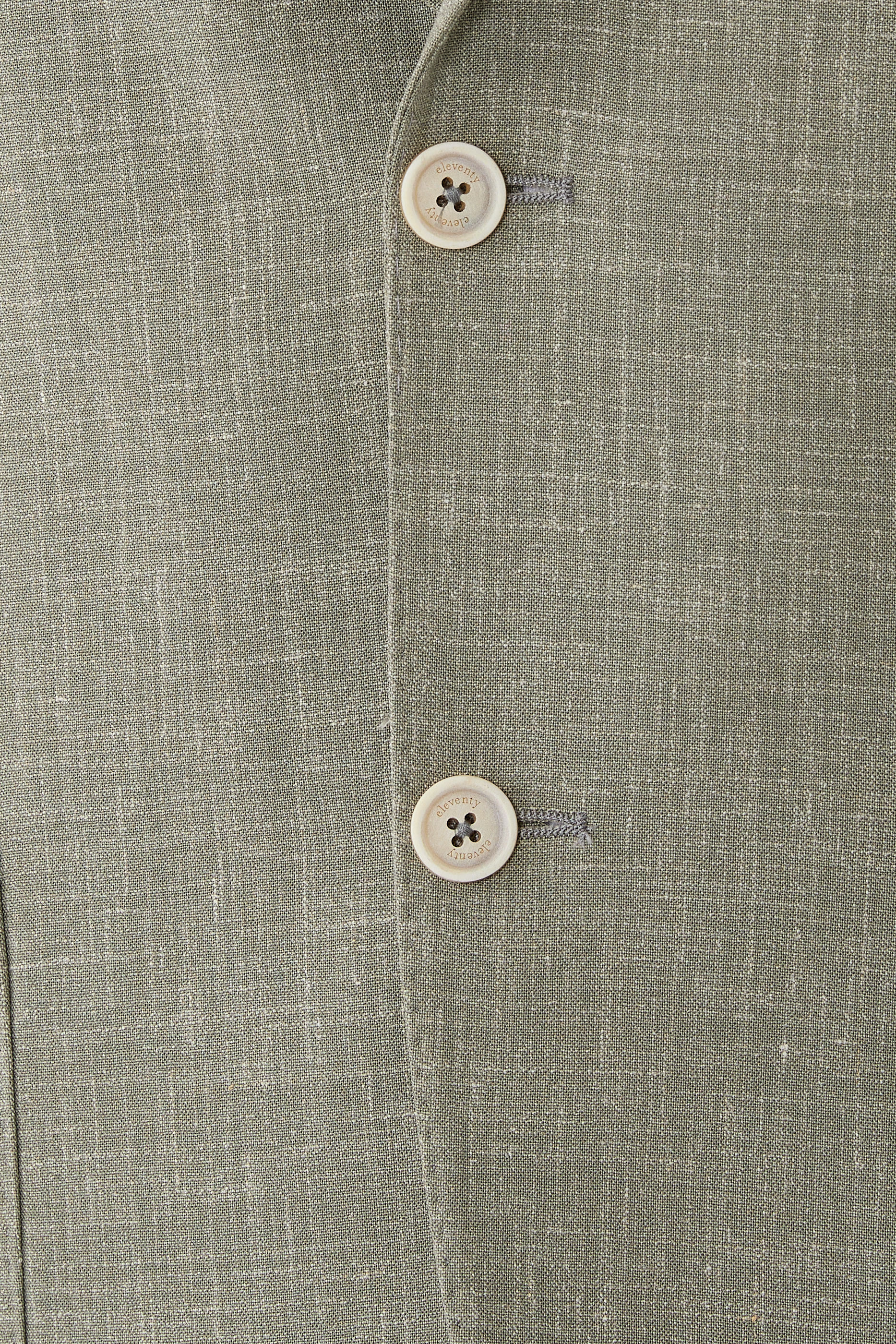 بليزر بصف أزرار