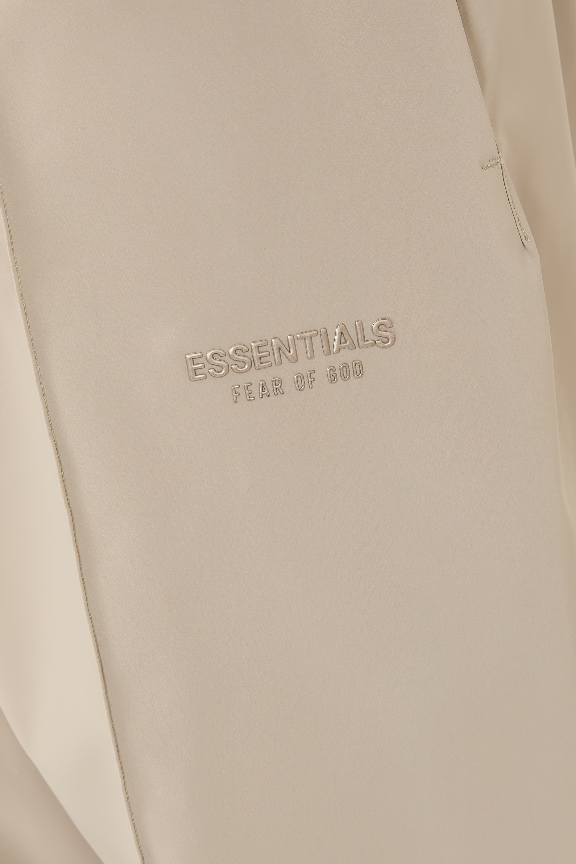 بنطال رياضي سبورتي إسنشال بقصة مريحة