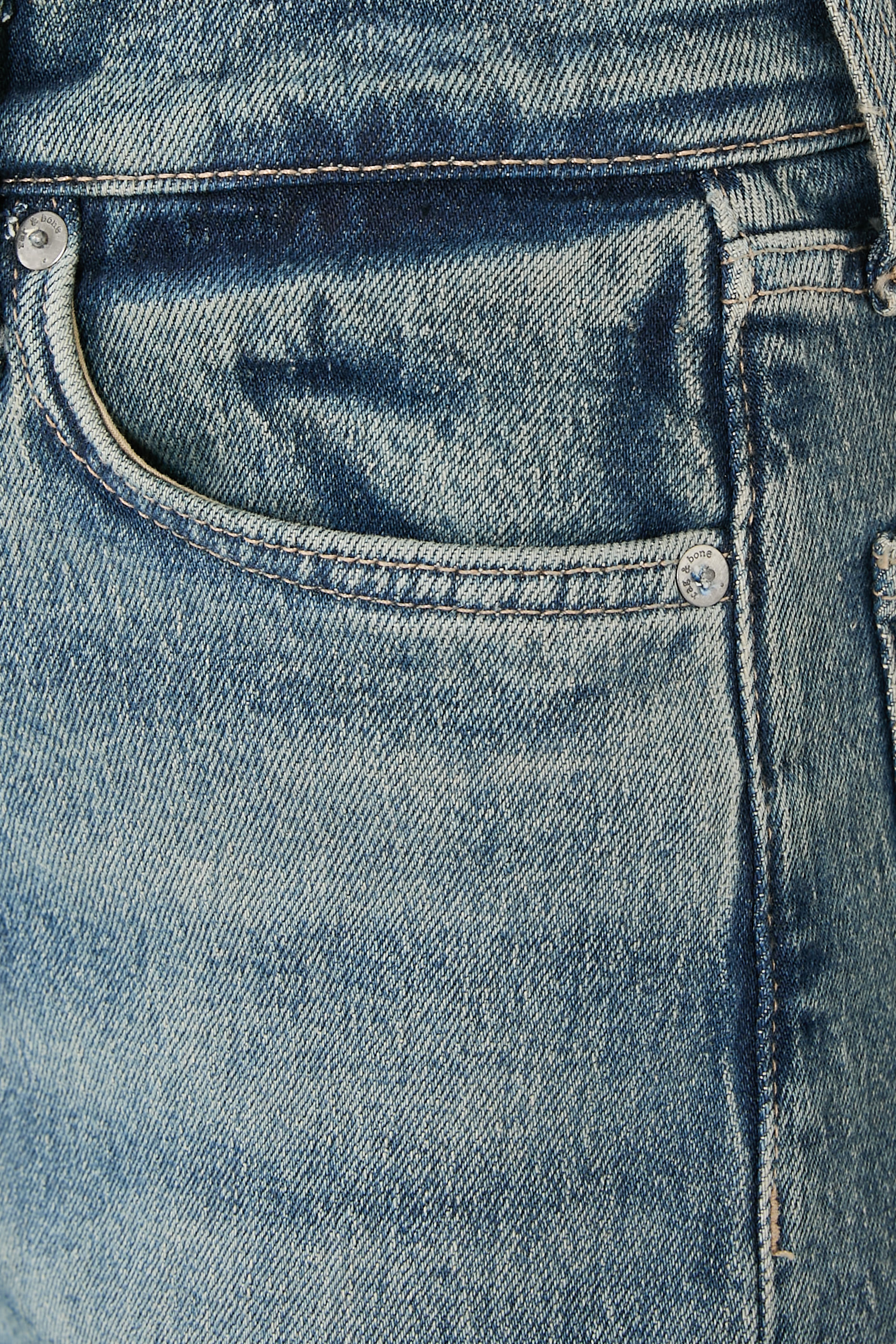 بنطال جينز بيتون بحواف واسعة