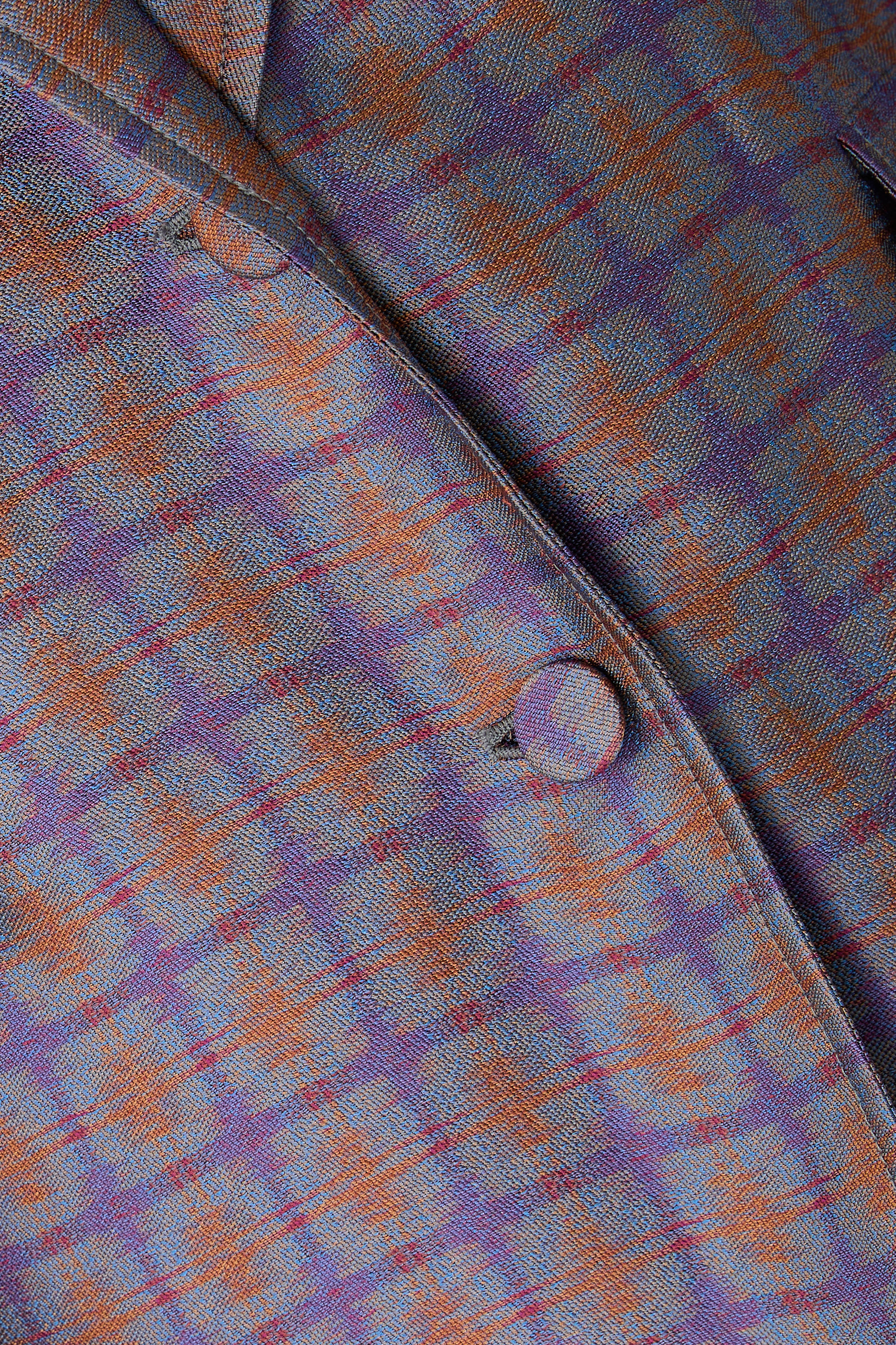 بليزر بنقشة مربعات