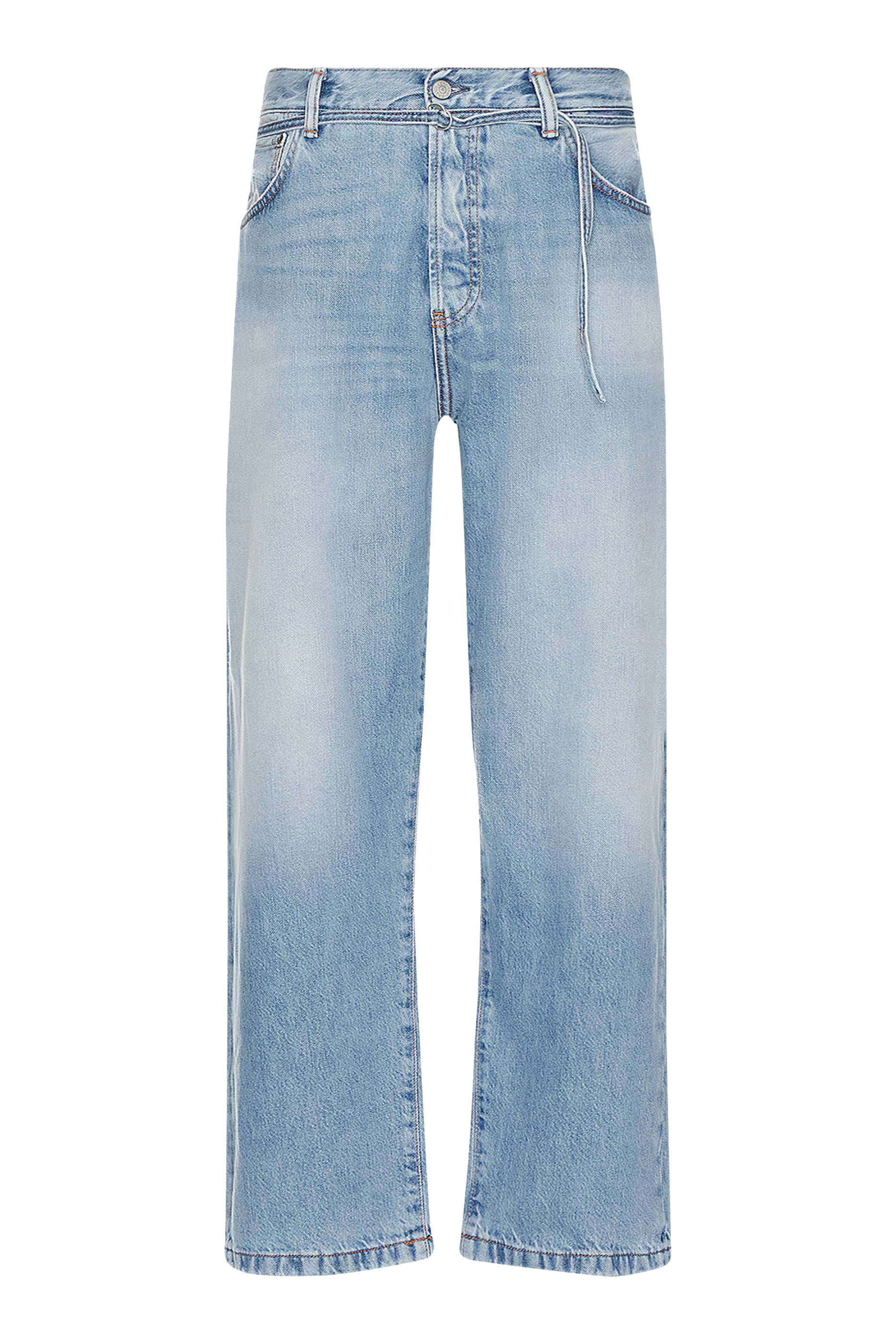 بنطال جينز بقصة واسعة