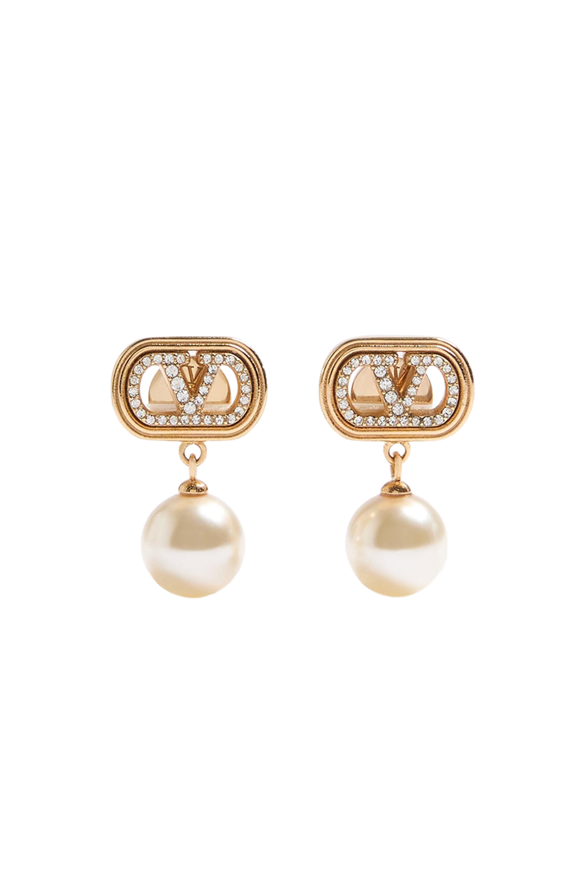 أقراط بشعار الماركة