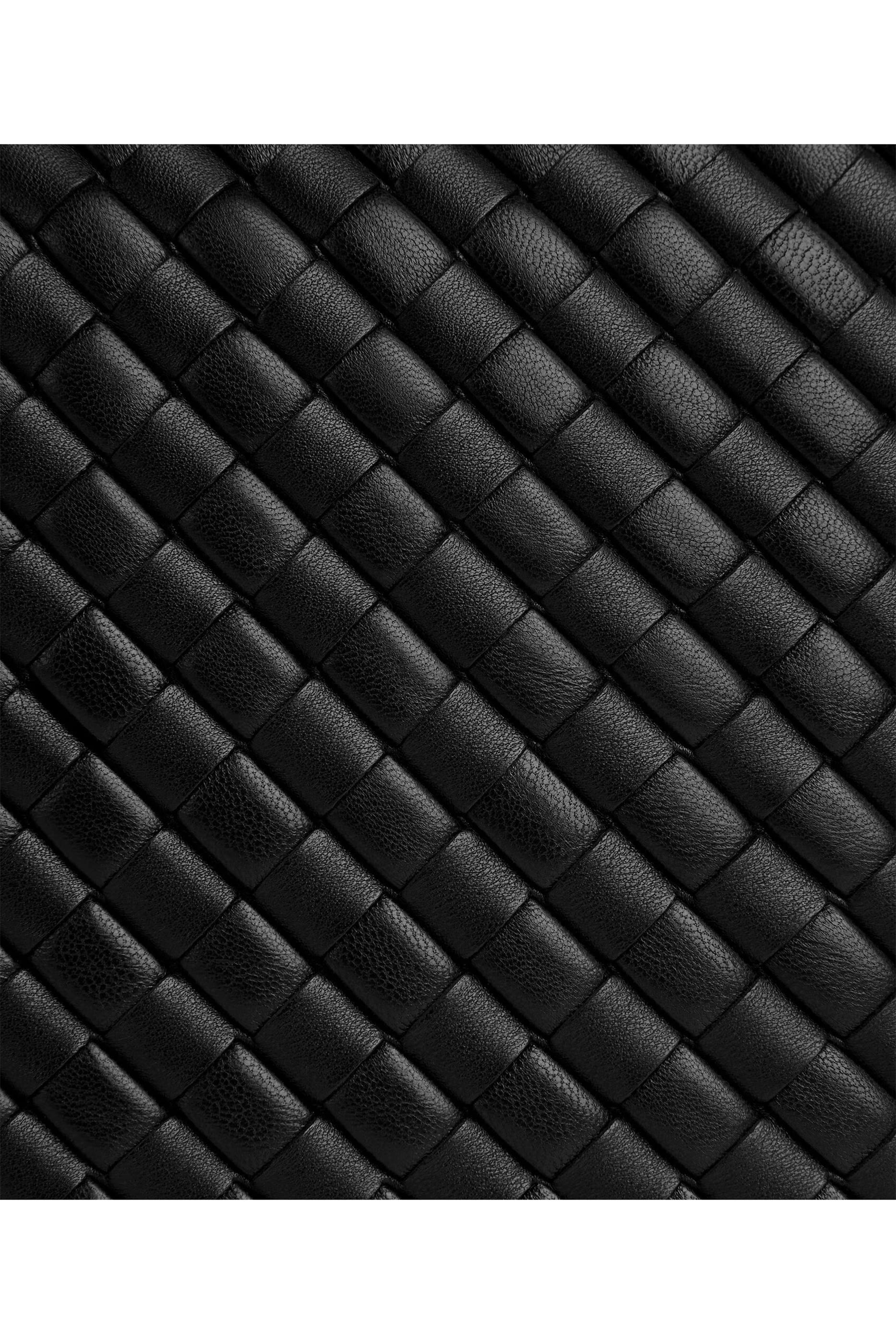 حقيبة كتف فينيتا