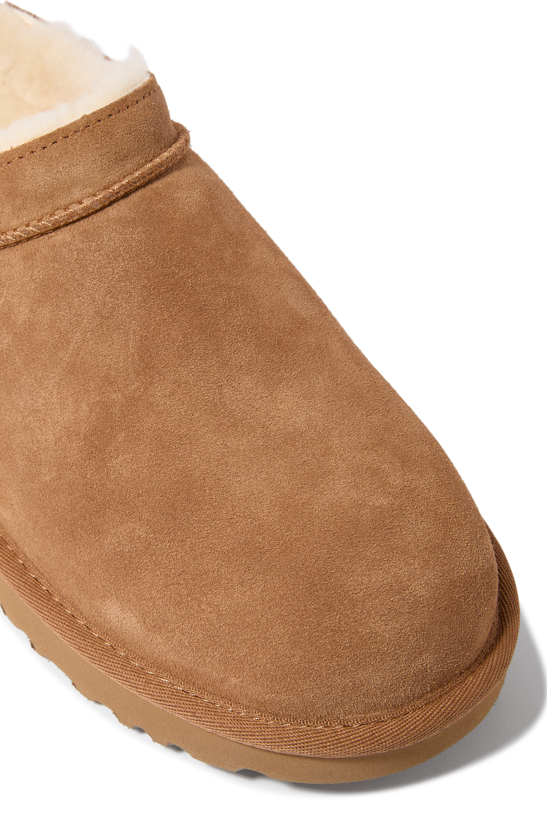 حذاء بوت كلاسيك مايكرو للنساء 