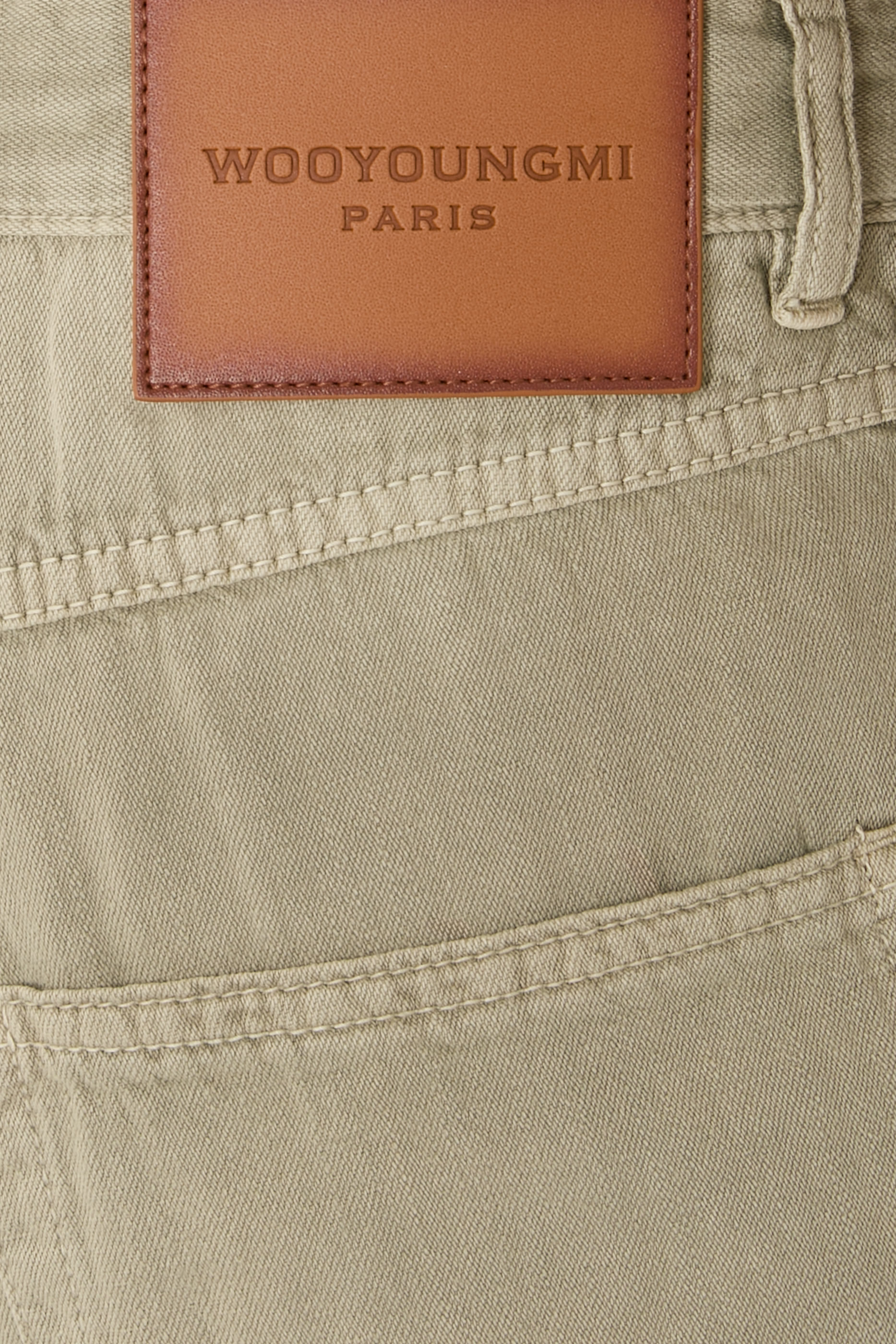 بنطال بقصة مستقيمة دنيم