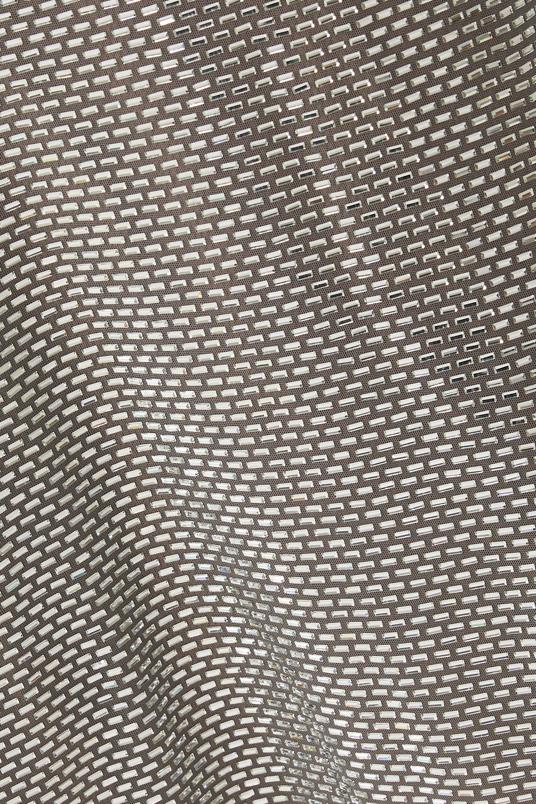 فستان متوسط الطول قماش شبكي بأحجار الراين