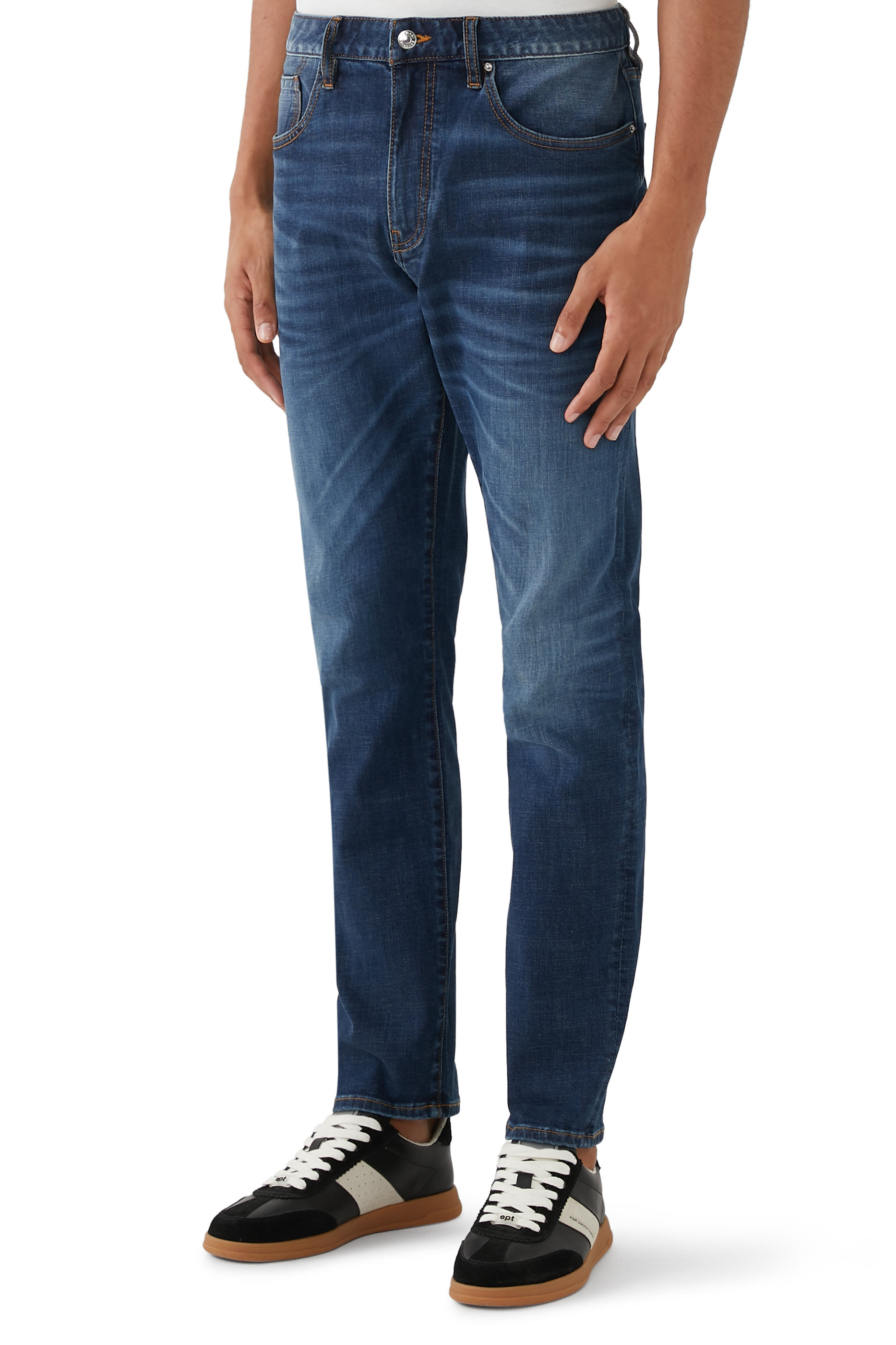 بنطال بخمسة جيوب