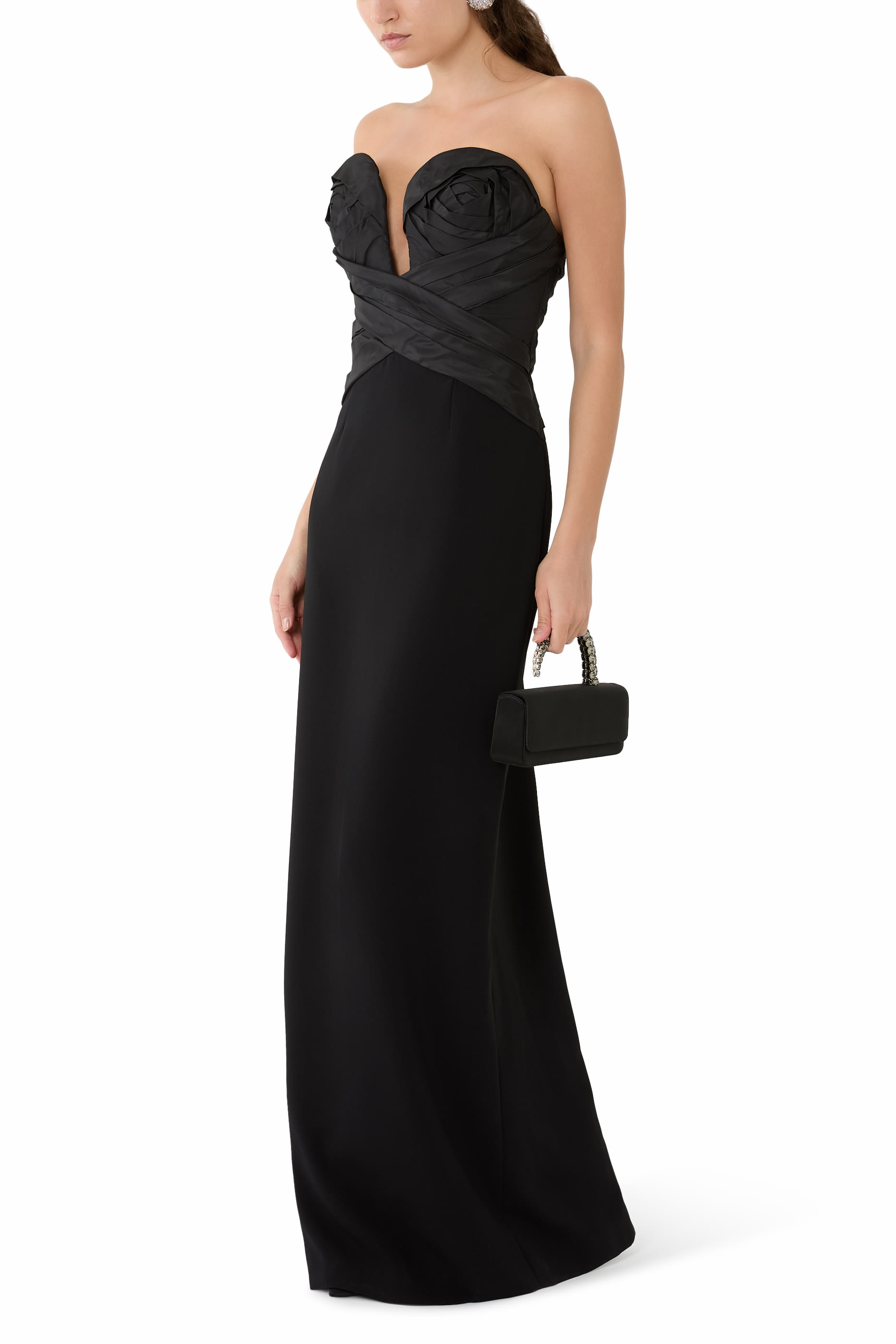 فستان سهرة بقصة مستقيمة بلا حمالات بصدرية بتفاصيل درابيه