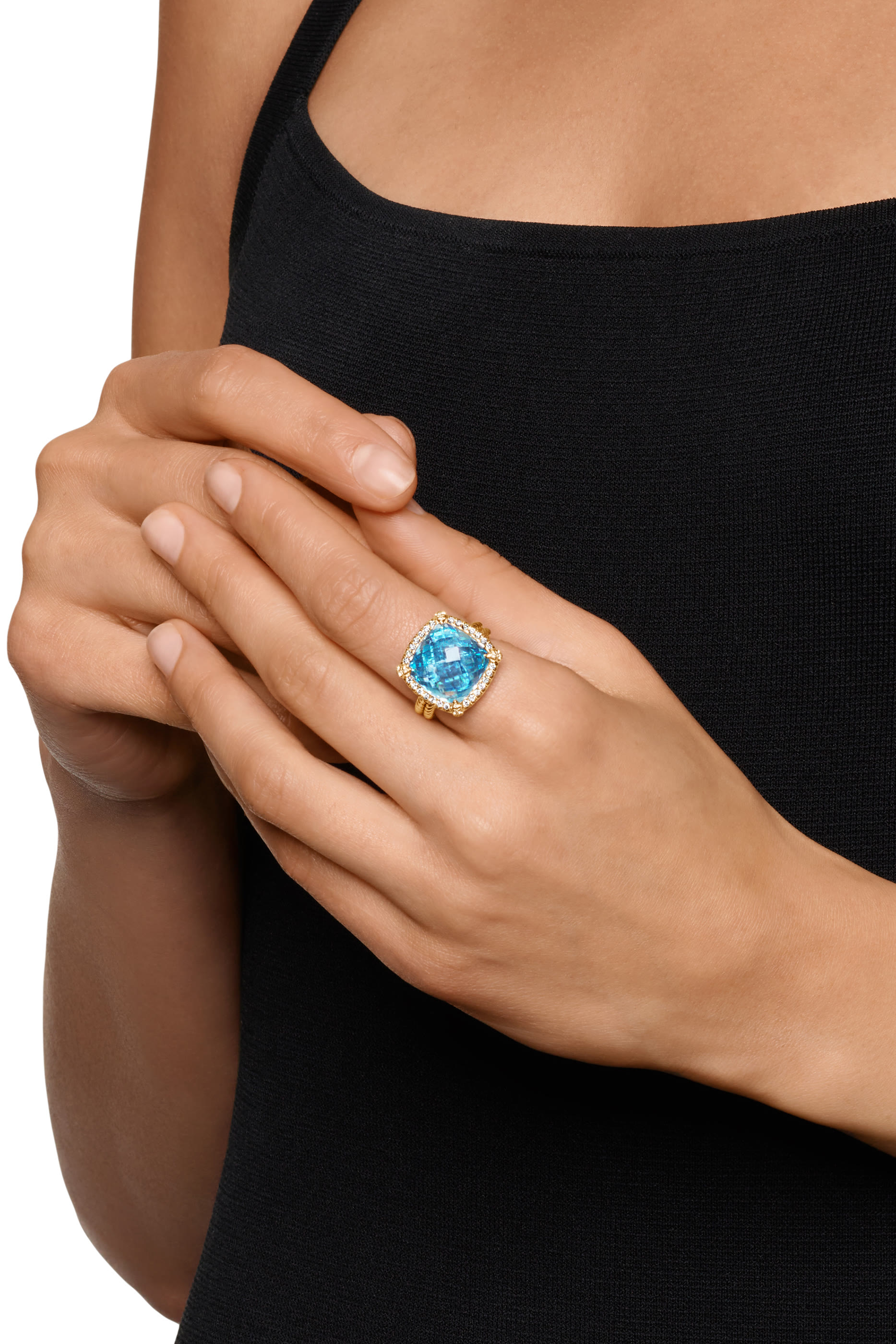 خاتم شاتلين مرصع بالتوباز الأزرق والماس ذهب أصفر عيار 18