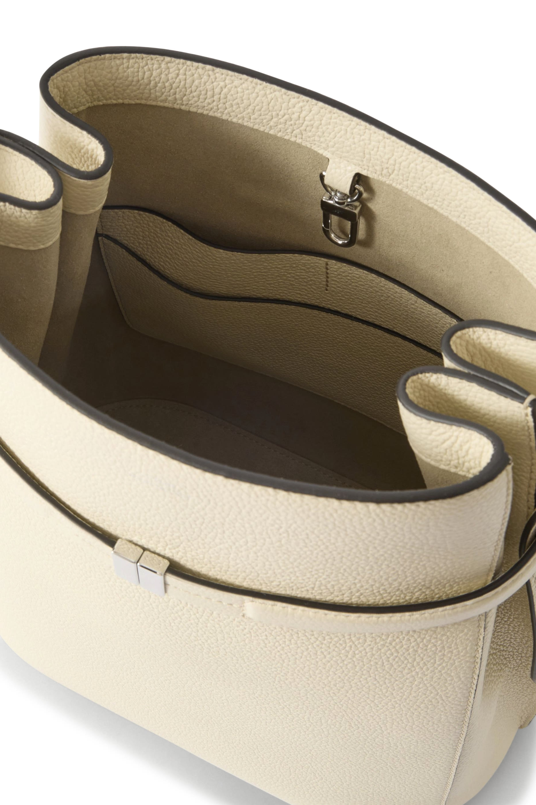 حقيبة باكيت بحزام جلد