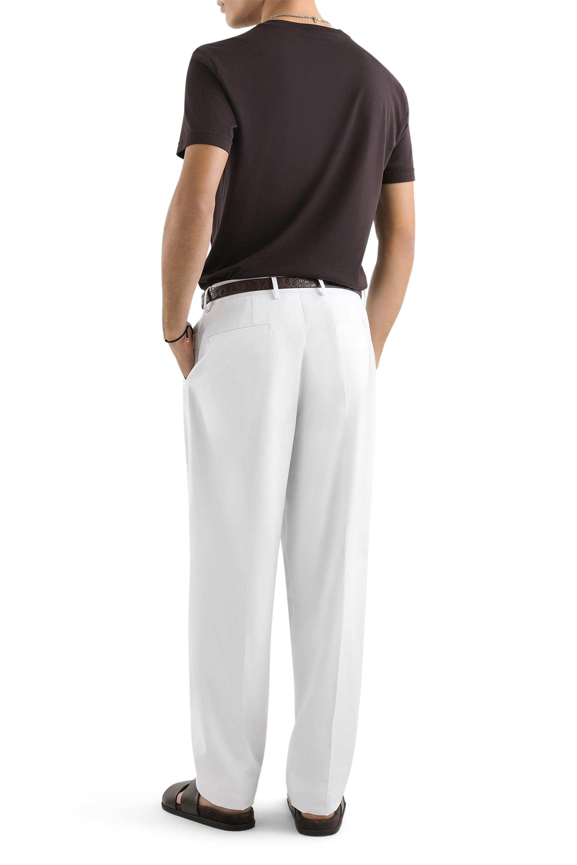 تيشيرت مطرز بشعار الماركة