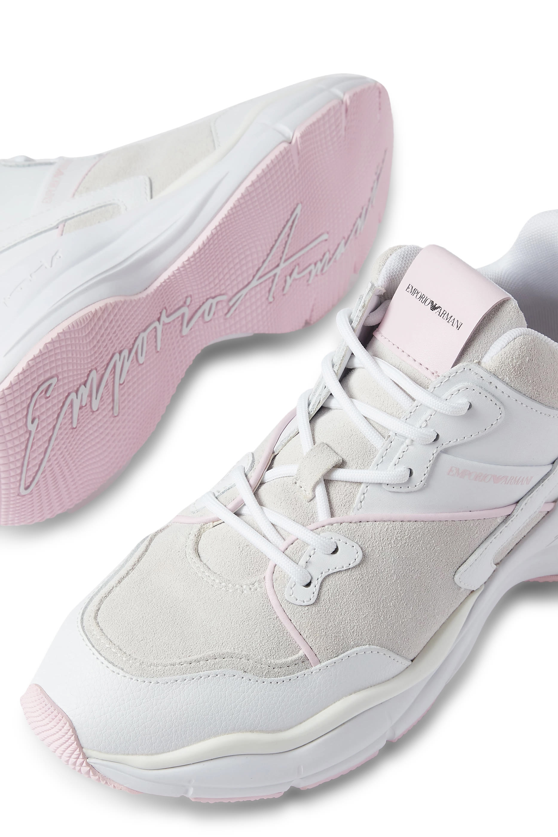 سنيكرز بشعار الماركة جلد وشمواه