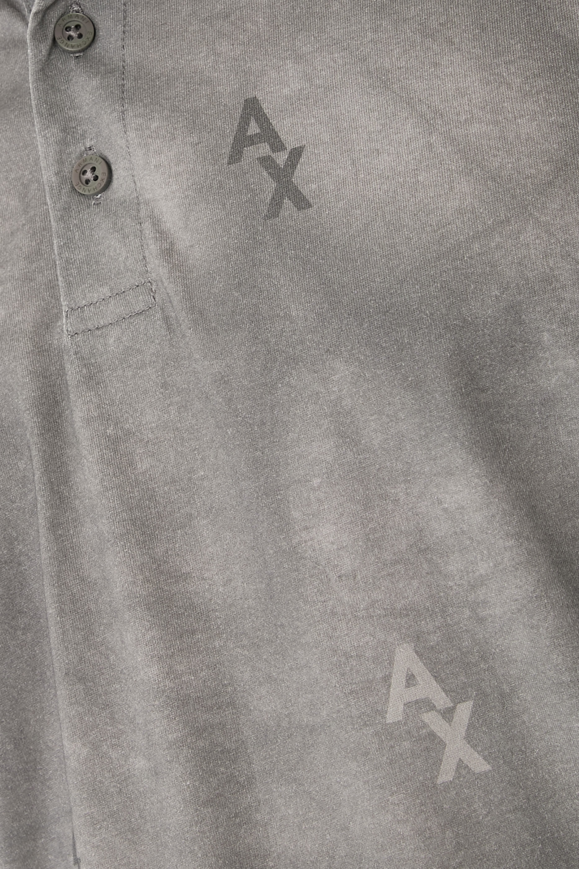 قميص بولو بطبعة مظللة