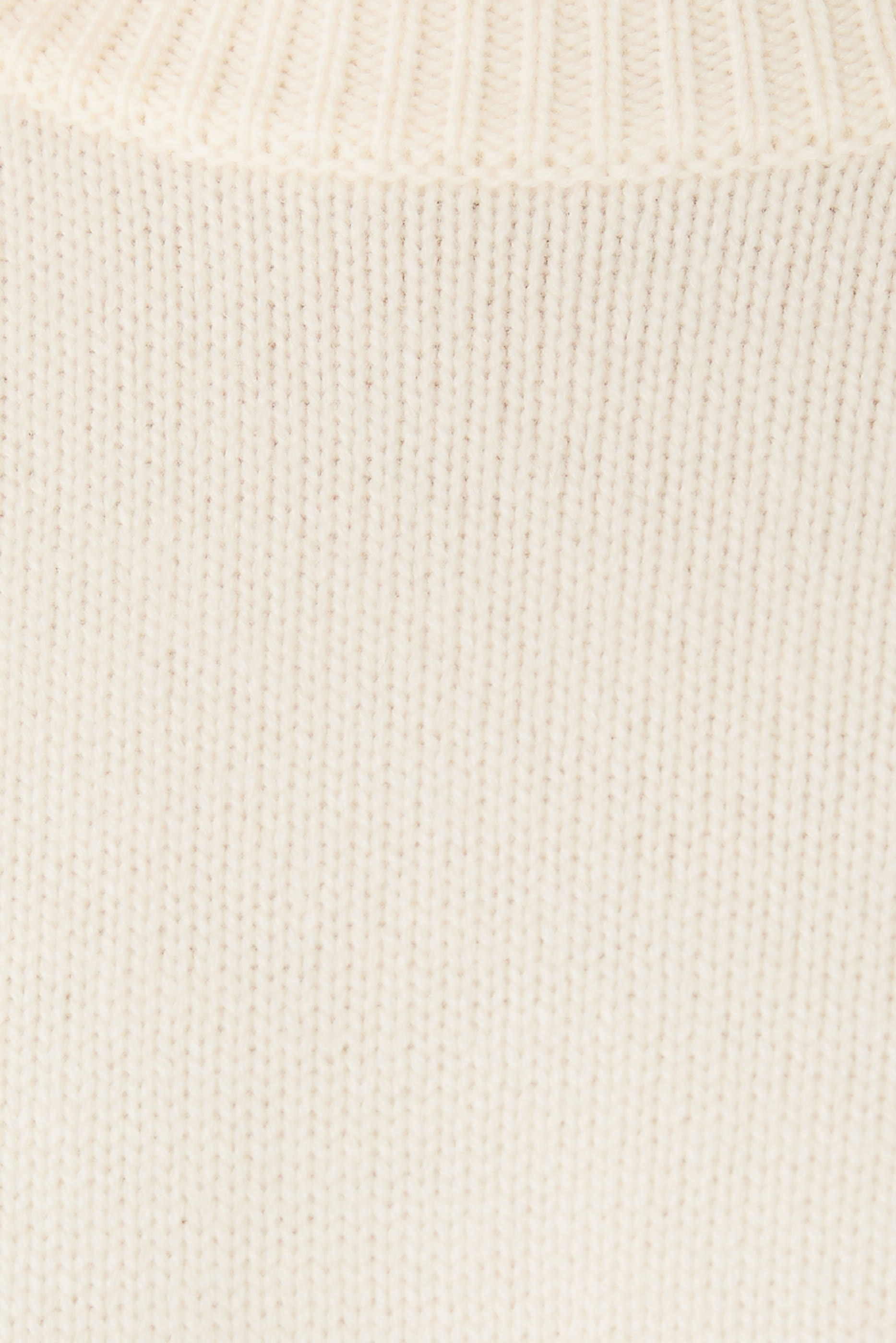 كنزة بروزي بقصة مربعة كشمير