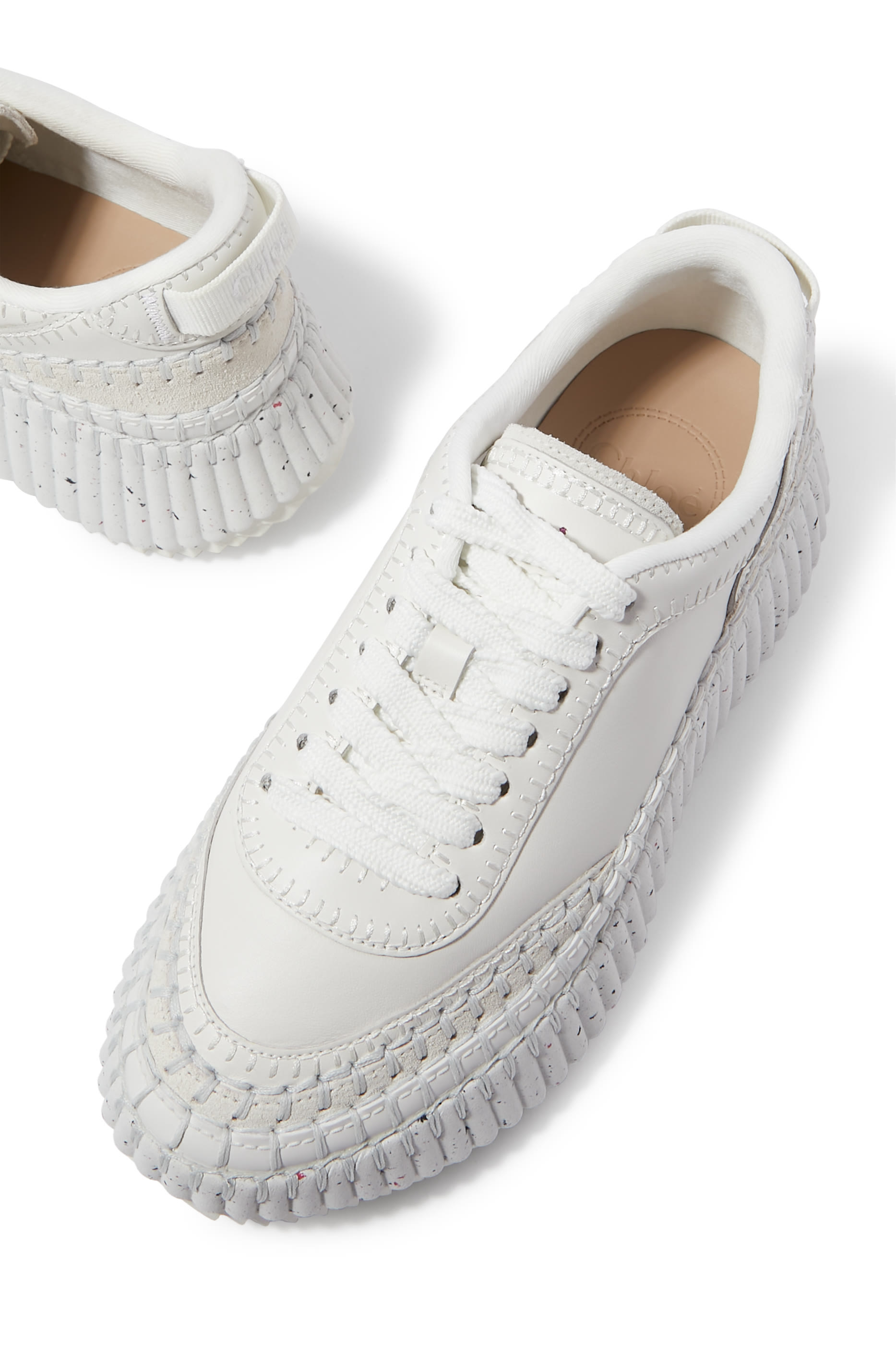 سنيكرز ناما