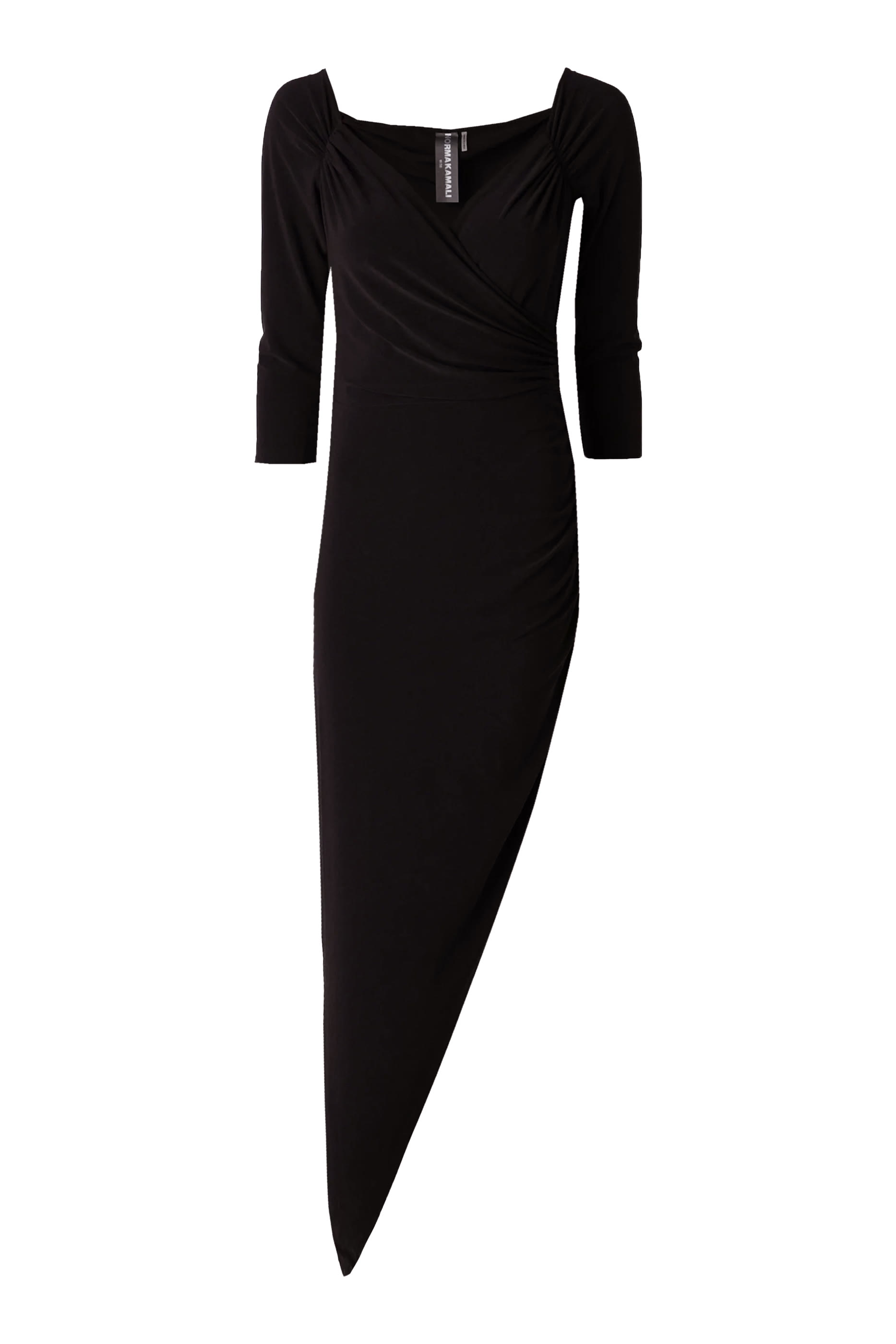 فستان سهرة بتصميم درابيه على الجانب وكتف مكشوف