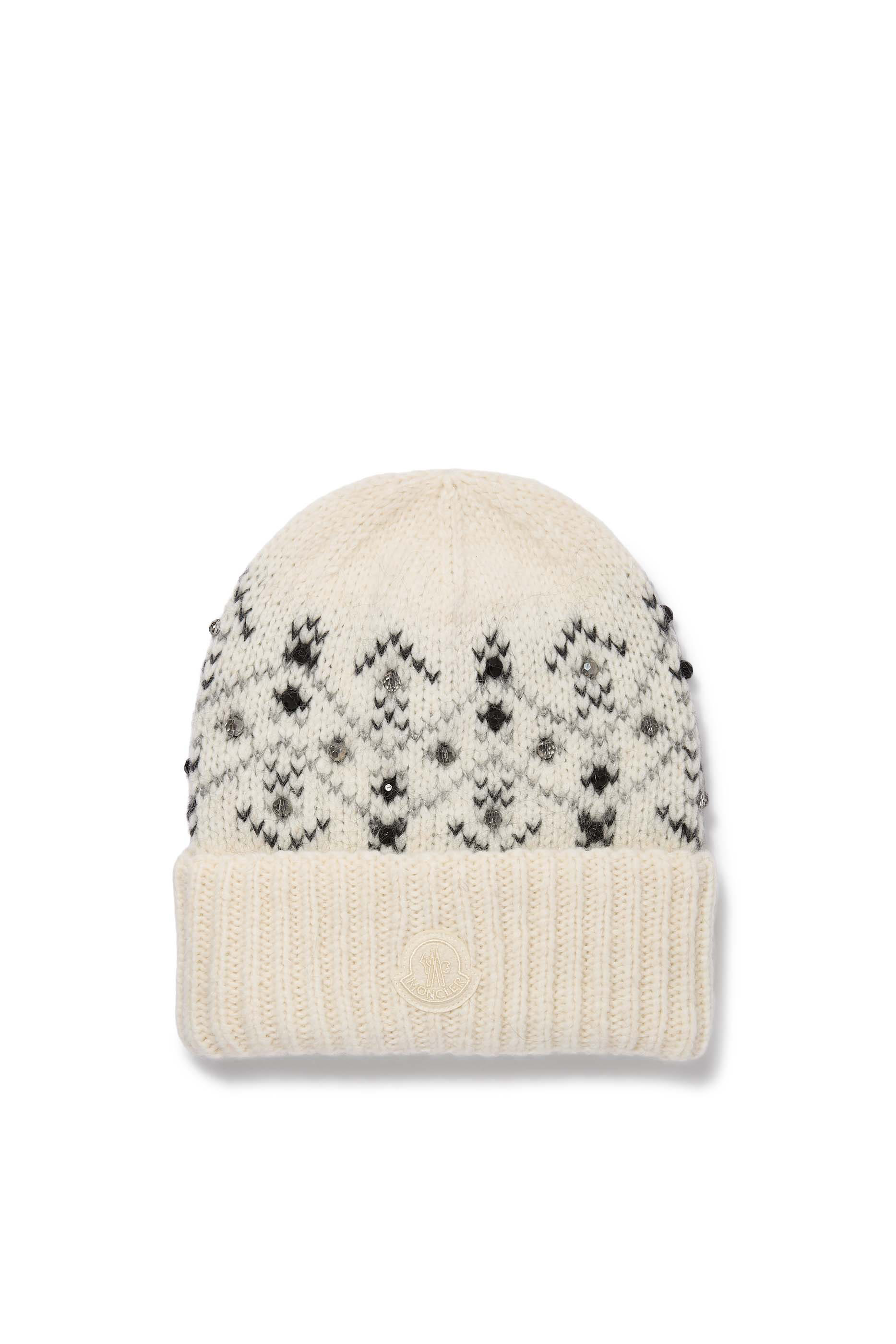 قبعة بيني مزينة بكريستال