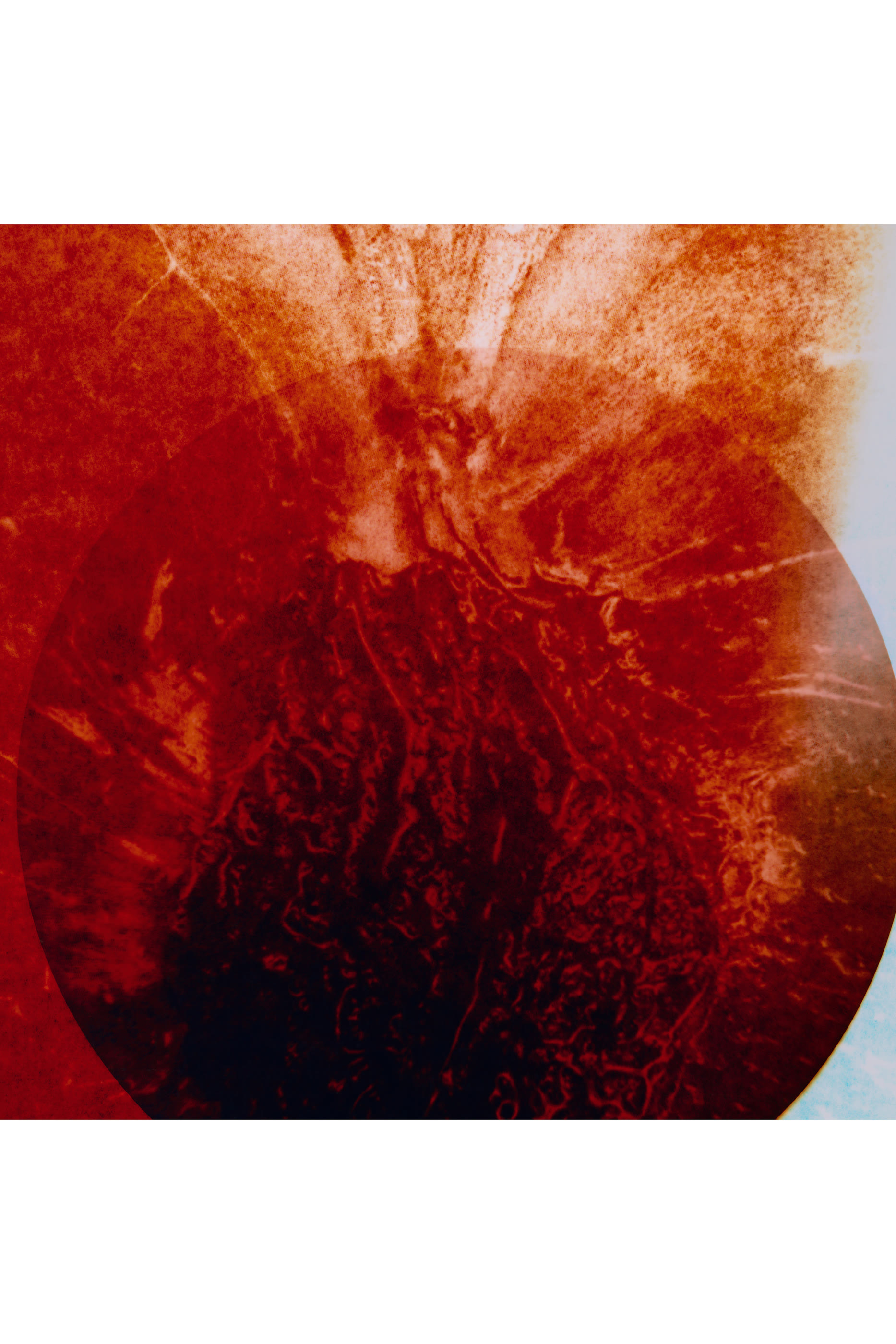 عطر مركز روج كايوتيك