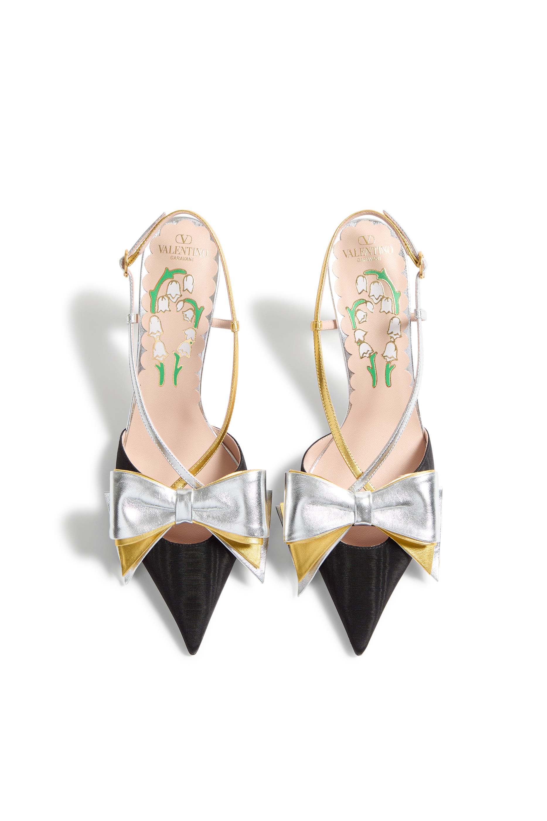 حذاء كلاسيكي بوو 85 بسير خلفي 