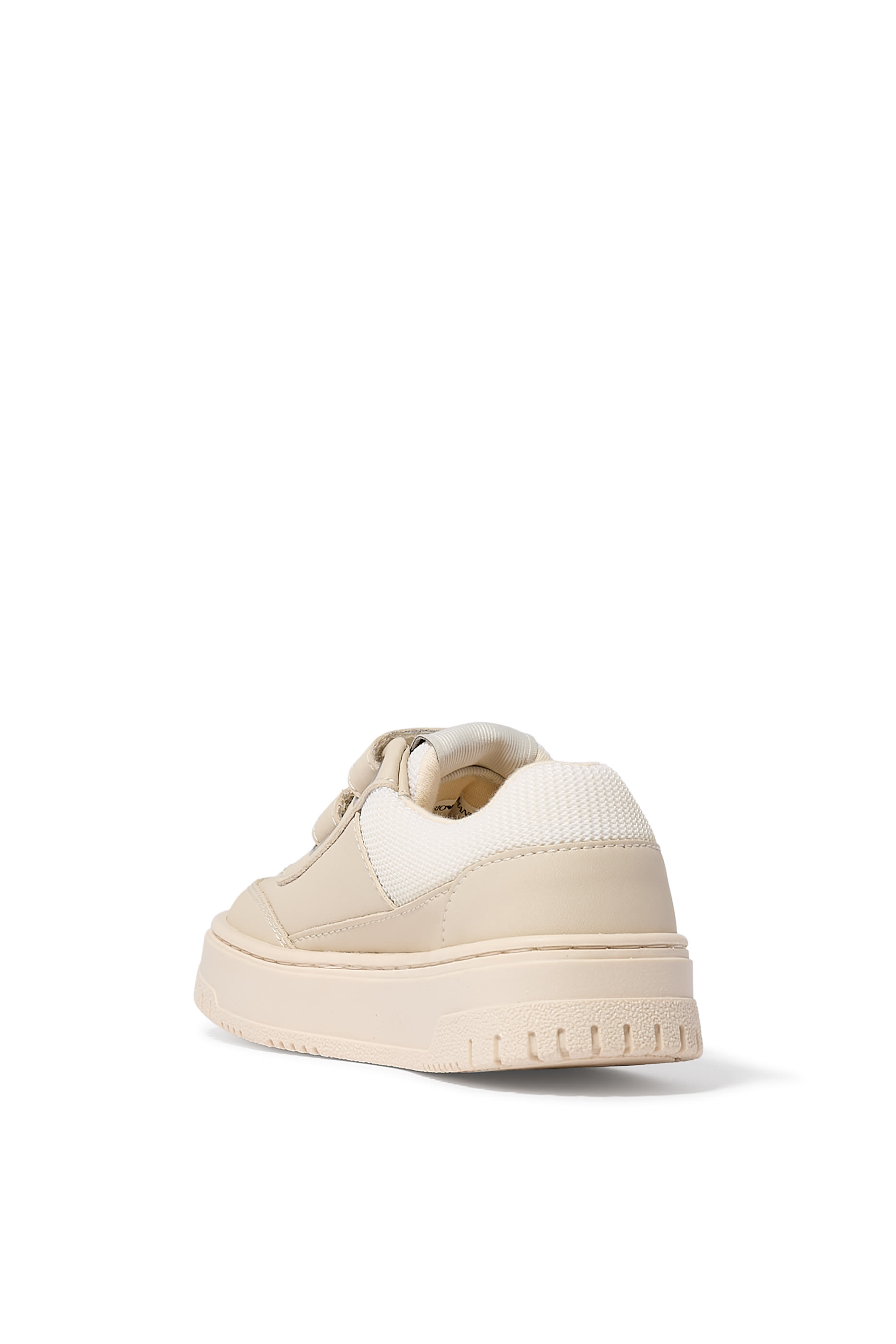 سنيكرز جلد بتفاصيل قماش شبكي للأطفال