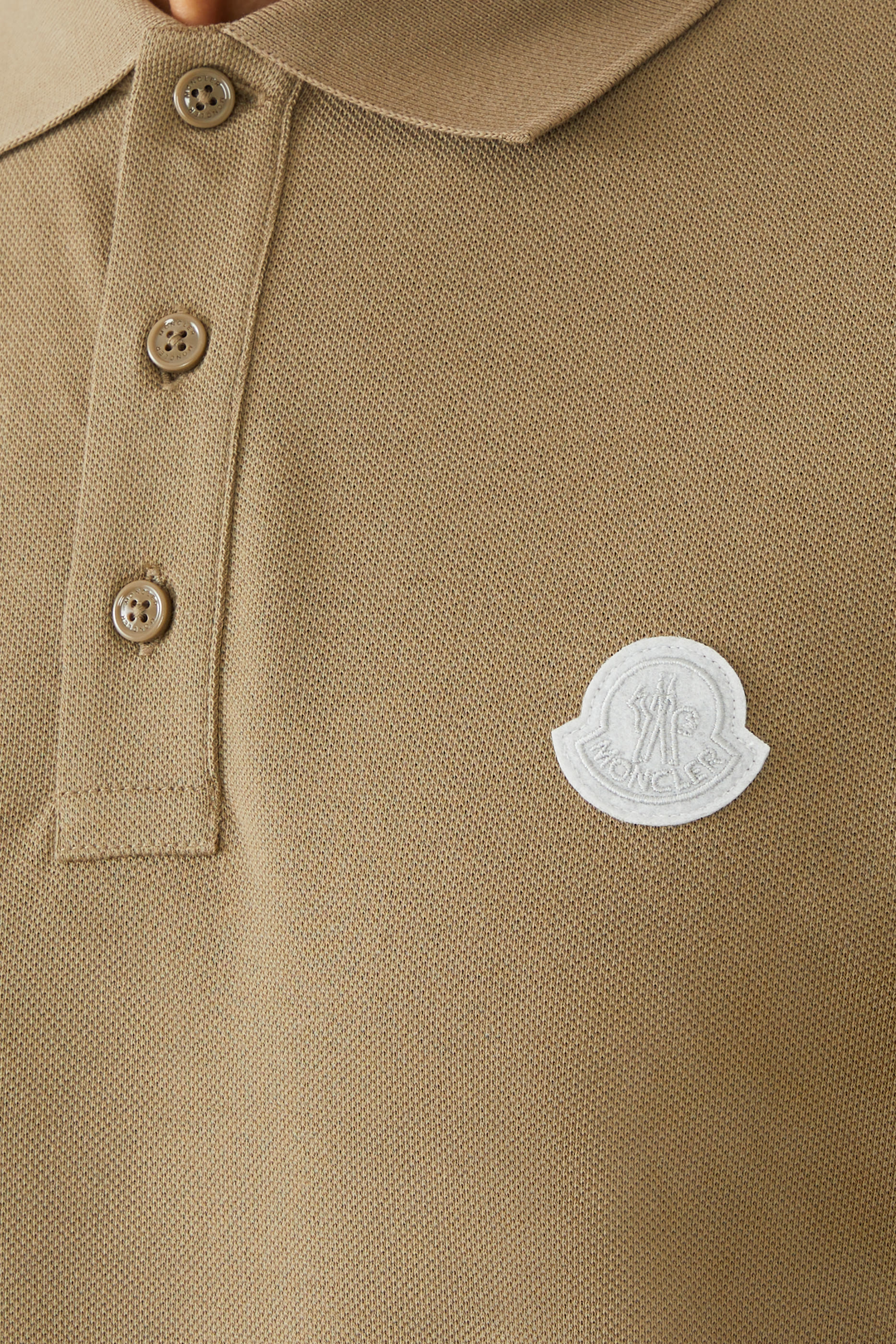 قميص بولو برقعة شعار الماركة قطن بيكيه