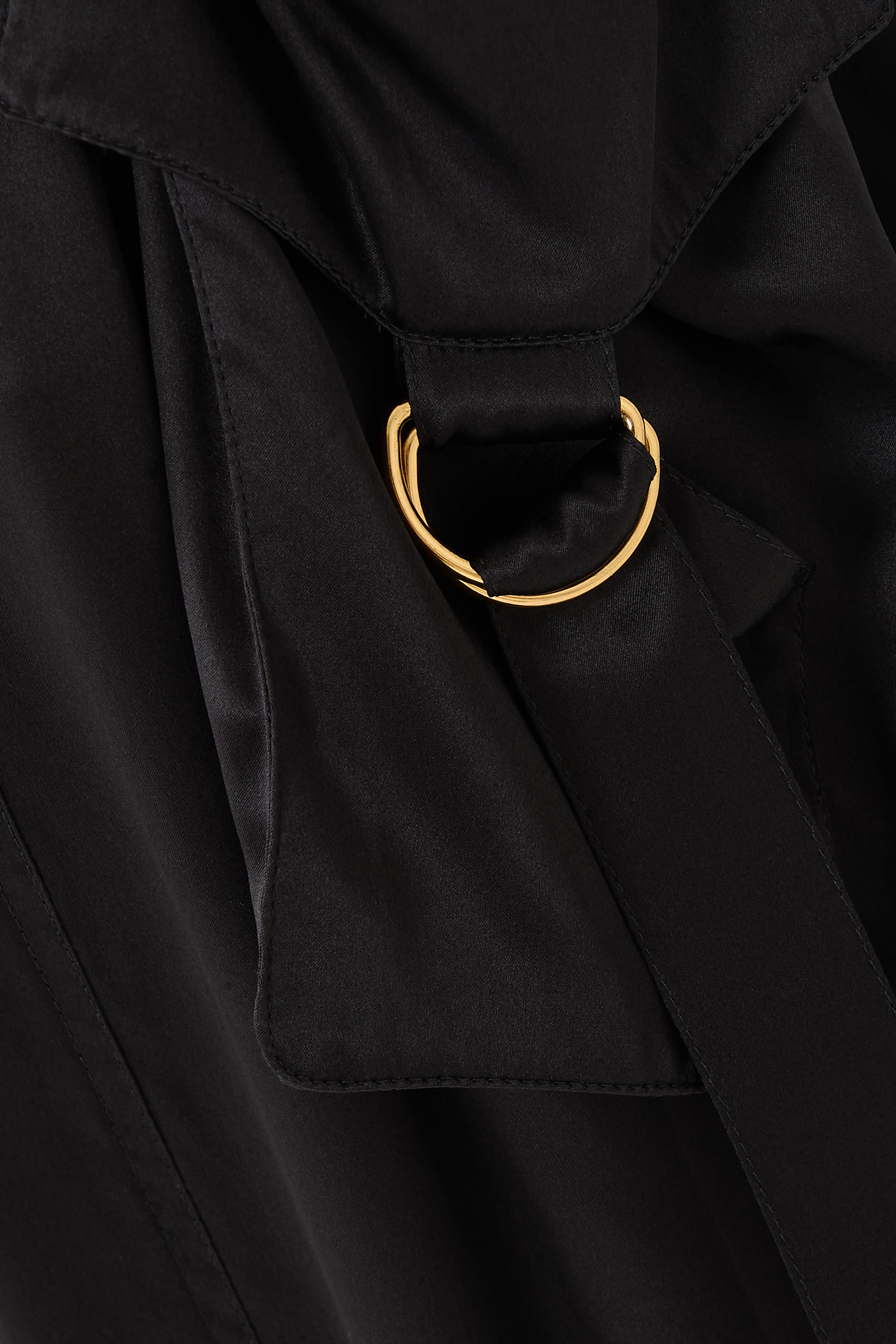 بنطال كارغو بقصة انسيابية حرير ستان